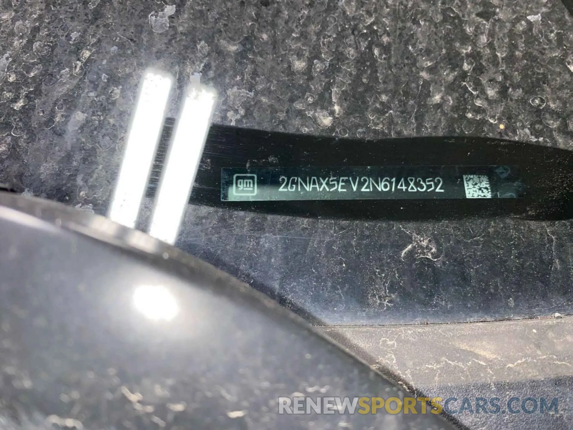17 Photograph of a damaged car 2GNAX5EV2N6148352 CHEVROLET EQUINOX 2022