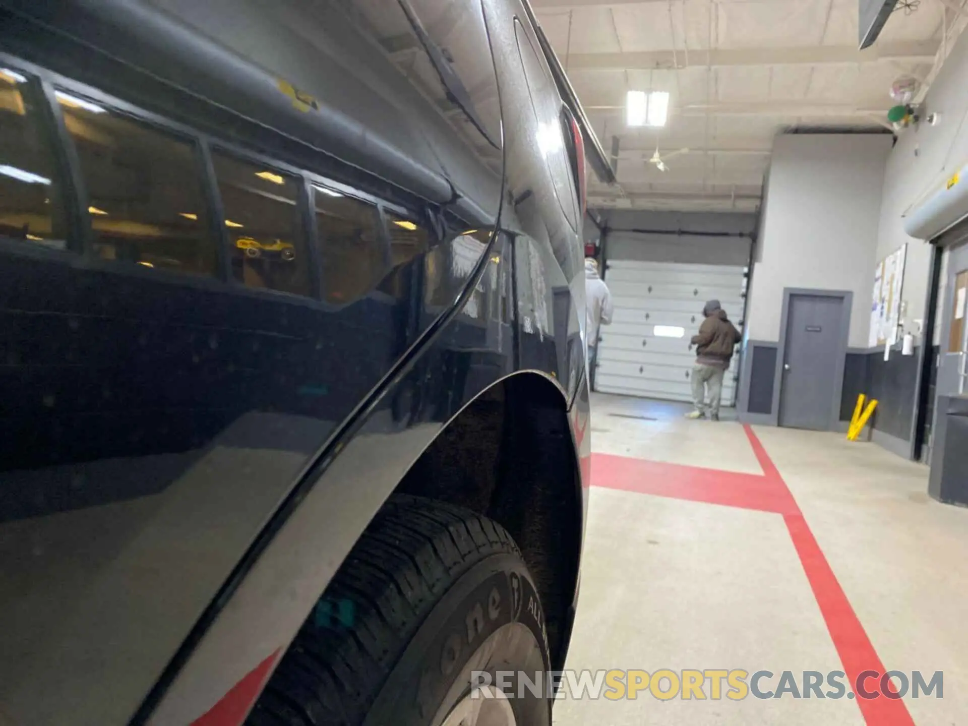 8 Photograph of a damaged car 2GNAX5EV2N6148352 CHEVROLET EQUINOX 2022