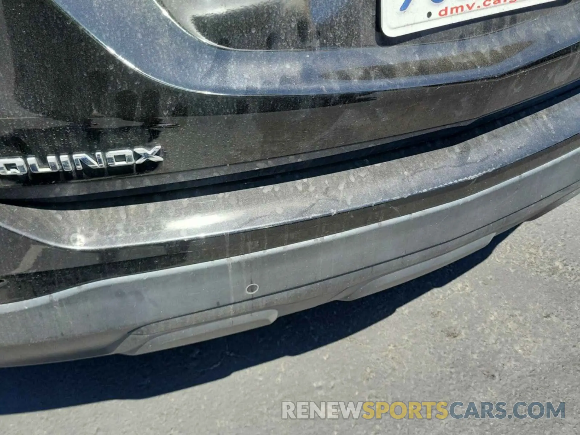 19 Photograph of a damaged car 2GNAXFEV2N6136997 CHEVROLET EQUINOX 2022