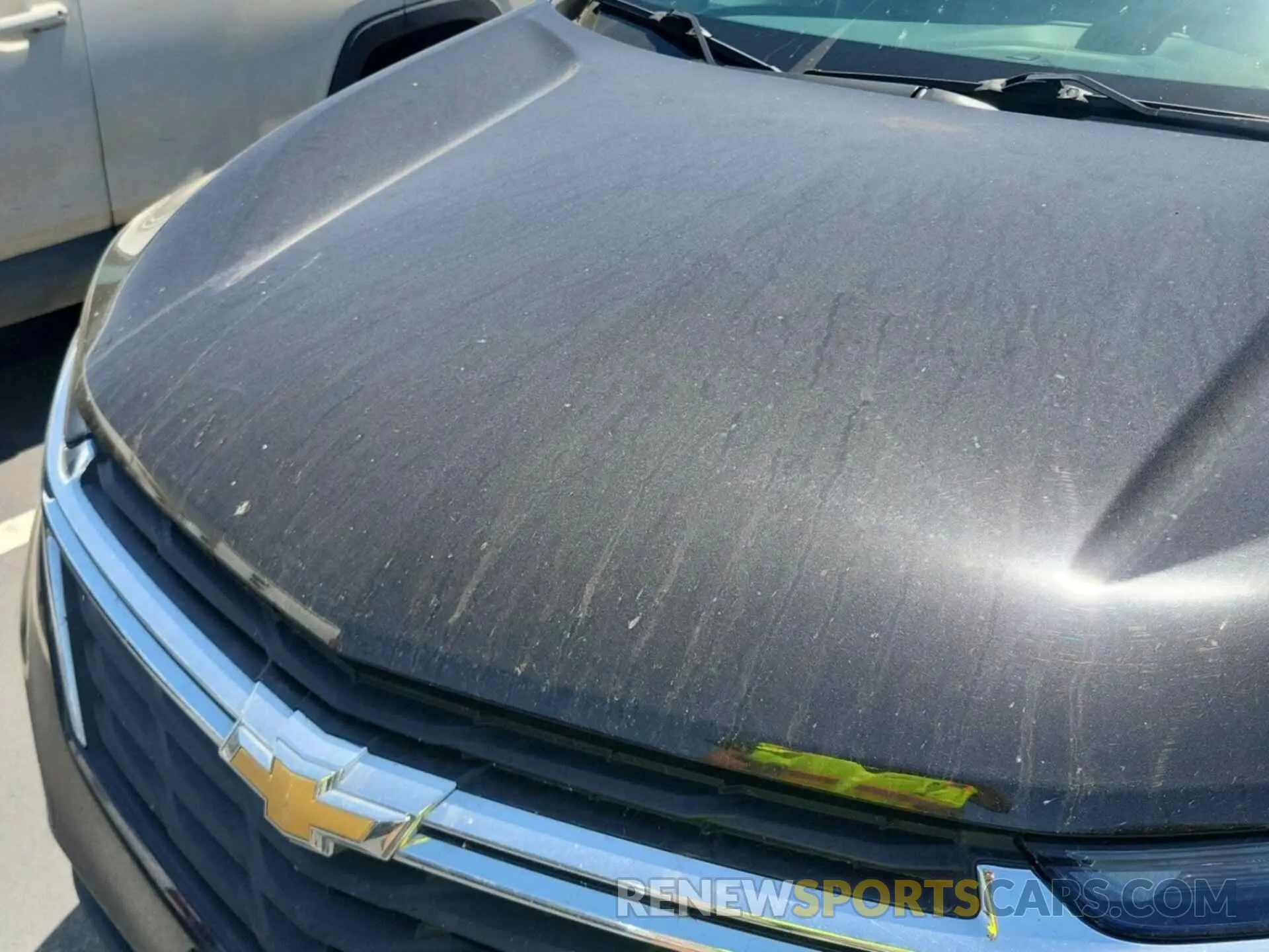 27 Photograph of a damaged car 2GNAXFEV2N6136997 CHEVROLET EQUINOX 2022