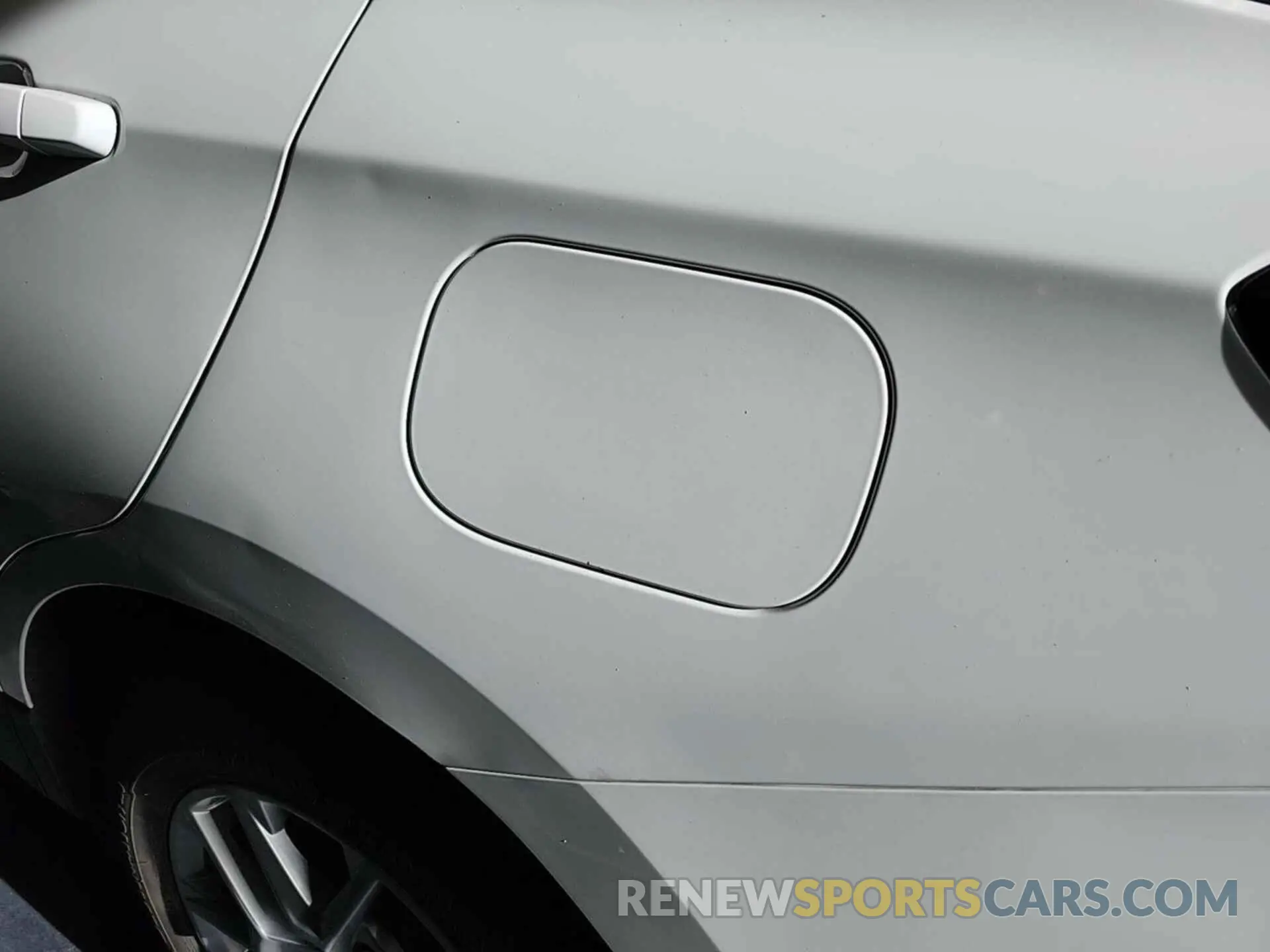 23 Photograph of a damaged car 2GNAXFEV3N6135180 CHEVROLET EQUINOX 2022