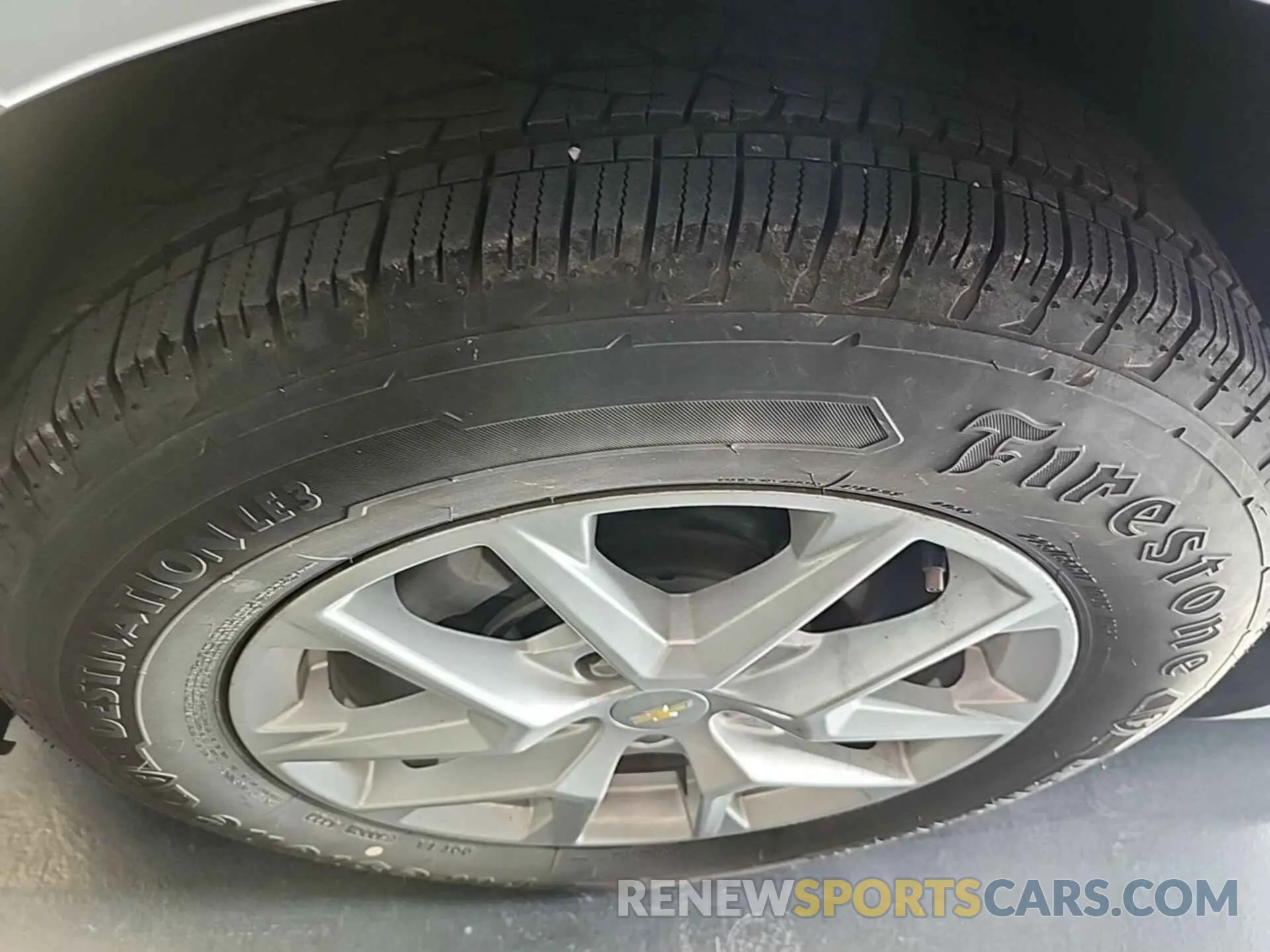 9 Photograph of a damaged car 2GNAXFEV3N6135180 CHEVROLET EQUINOX 2022