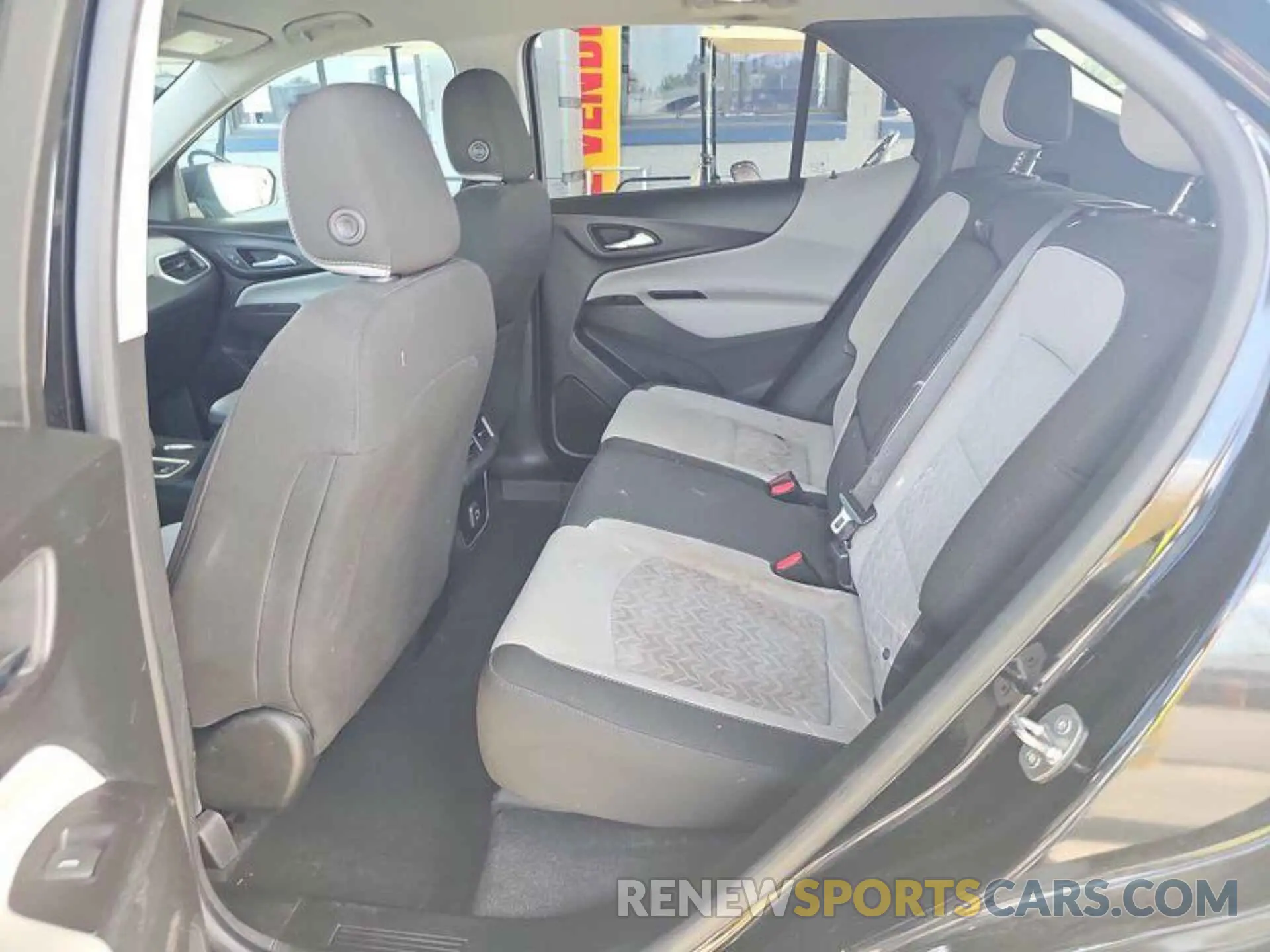 20 Photograph of a damaged car 2GNAXFEV5N6137237 CHEVROLET EQUINOX 2022
