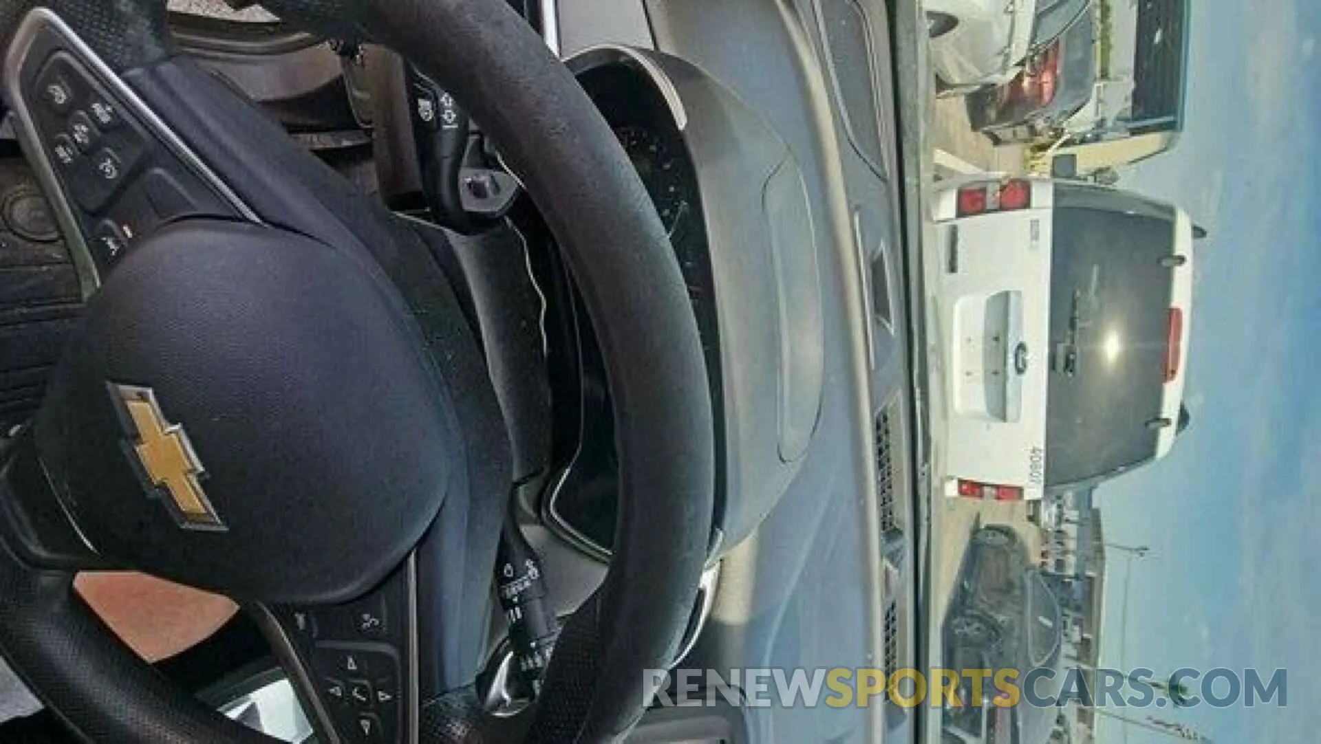 6 Photograph of a damaged car 2GNAXFEV5N6137237 CHEVROLET EQUINOX 2022