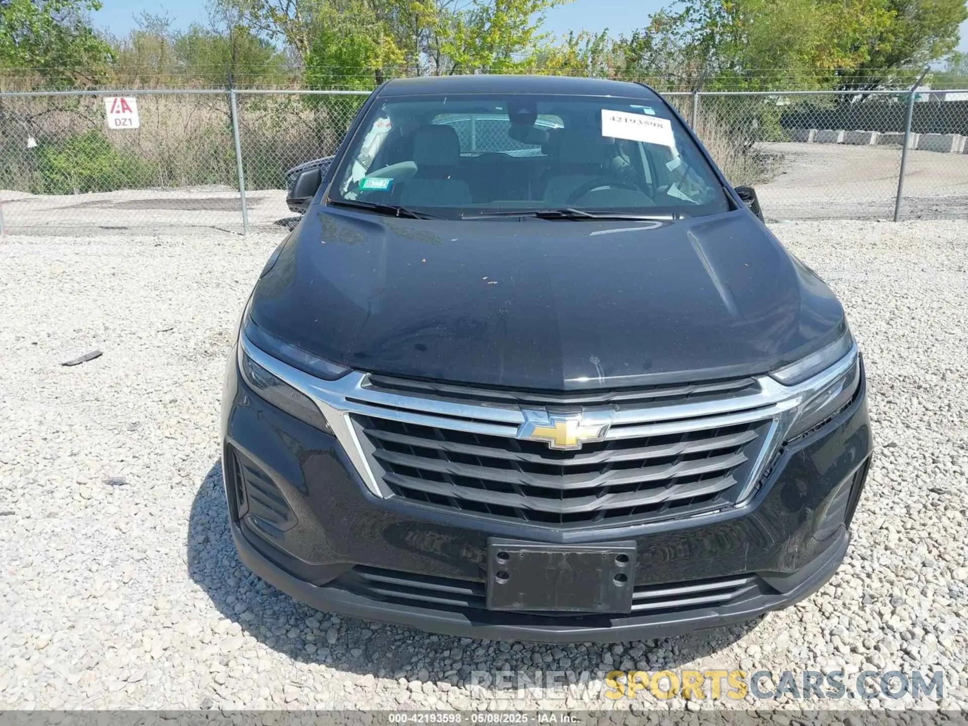 12 Photograph of a damaged car 2GNAXFEVXN6118585 CHEVROLET EQUINOX 2022