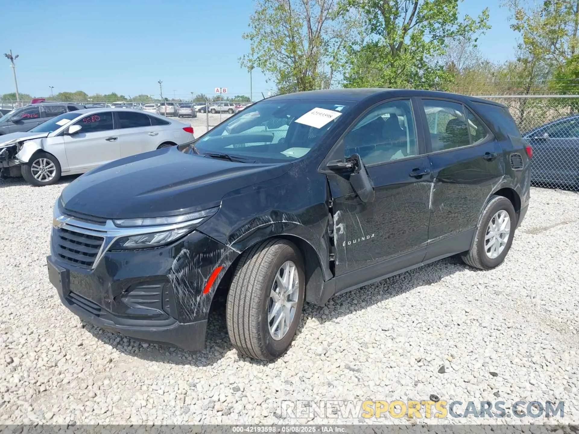 2 Photograph of a damaged car 2GNAXFEVXN6118585 CHEVROLET EQUINOX 2022