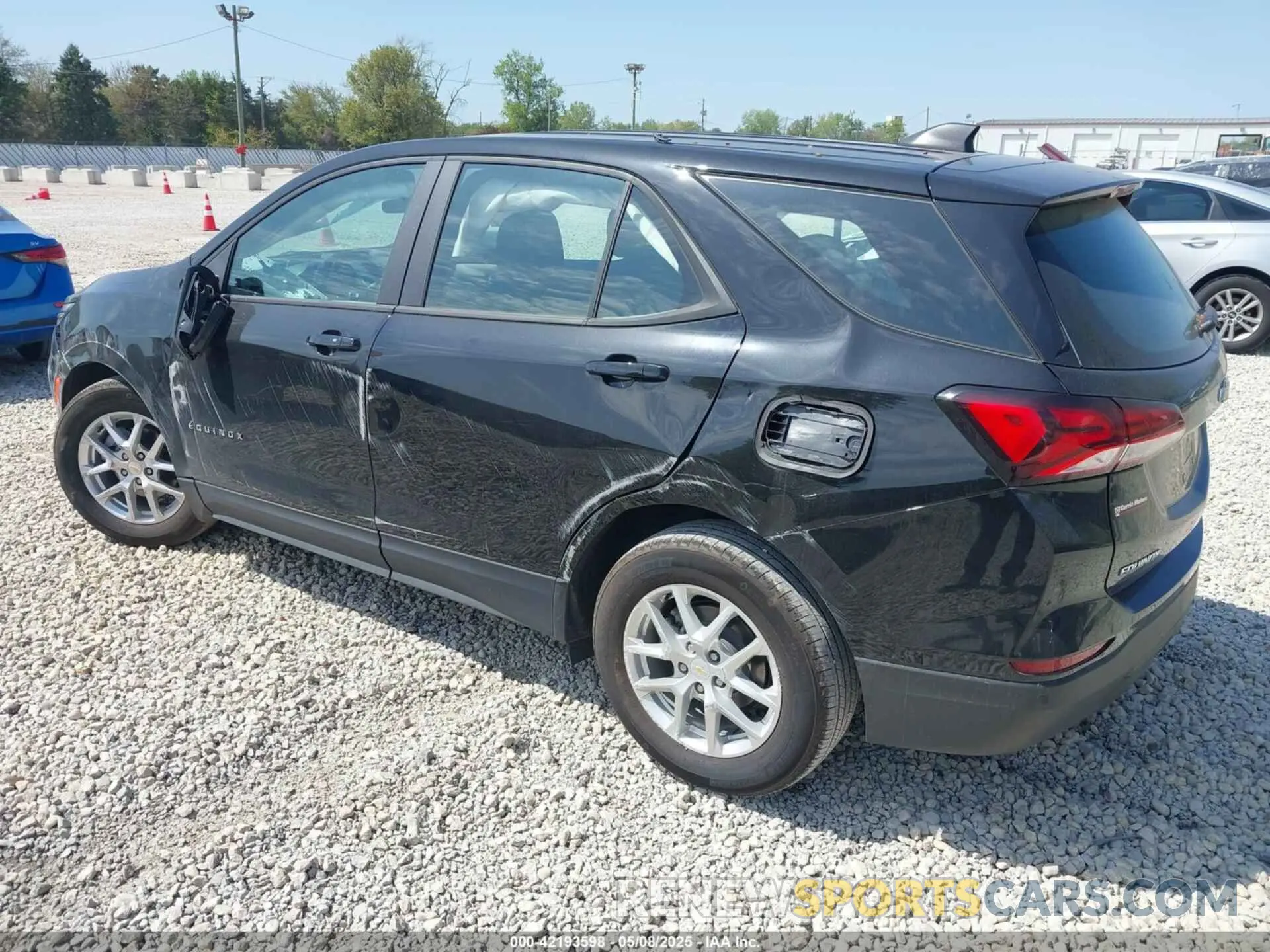 3 Photograph of a damaged car 2GNAXFEVXN6118585 CHEVROLET EQUINOX 2022