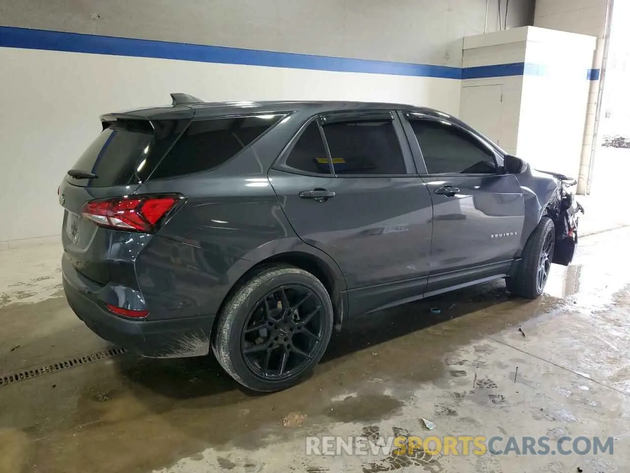 3 Photograph of a damaged car 2GNAXHEV2N6124134 CHEVROLET EQUINOX 2022