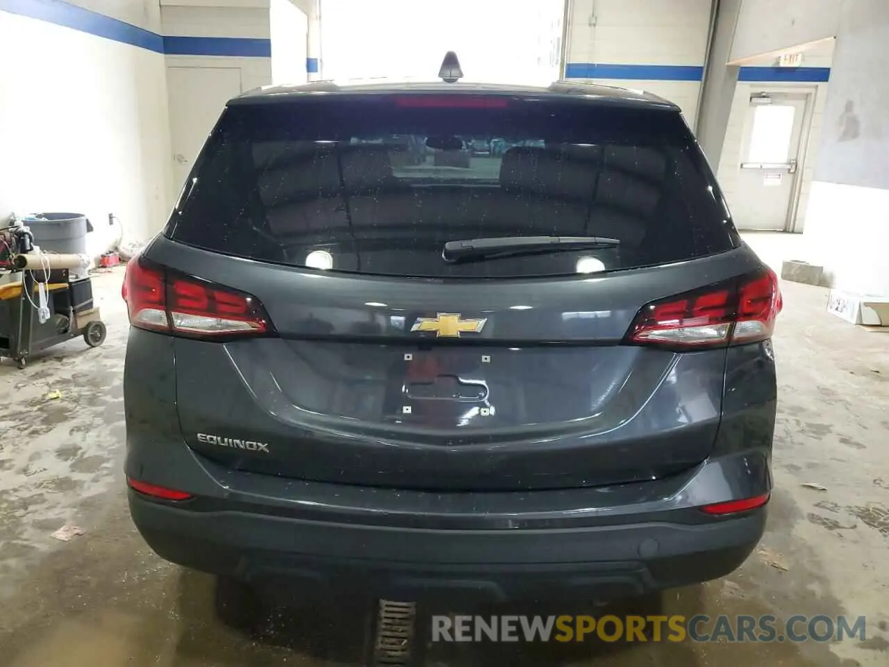 6 Photograph of a damaged car 2GNAXHEV2N6124134 CHEVROLET EQUINOX 2022