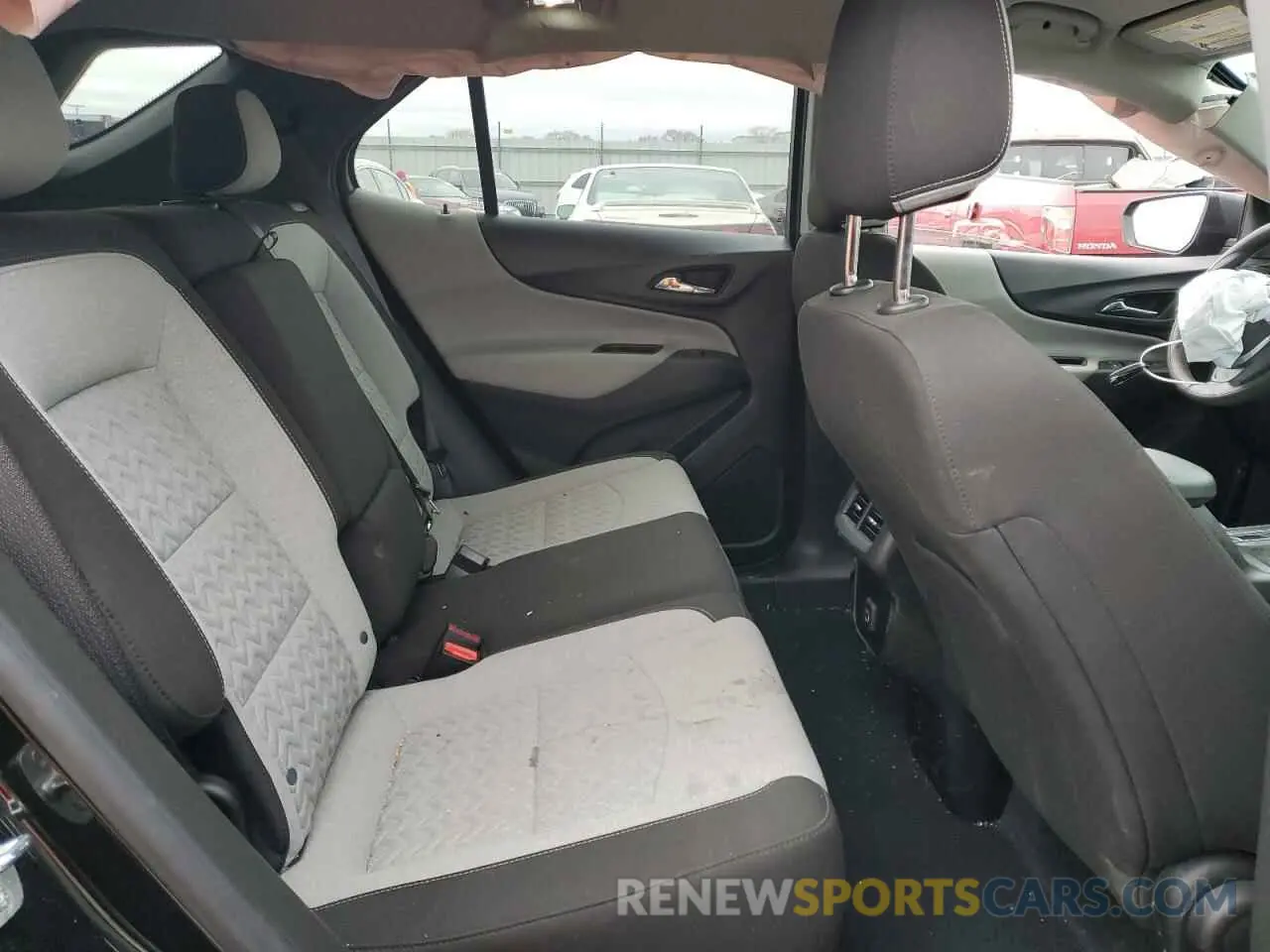 12 Photograph of a damaged car 2GNAXHEV4N6102944 CHEVROLET EQUINOX 2022