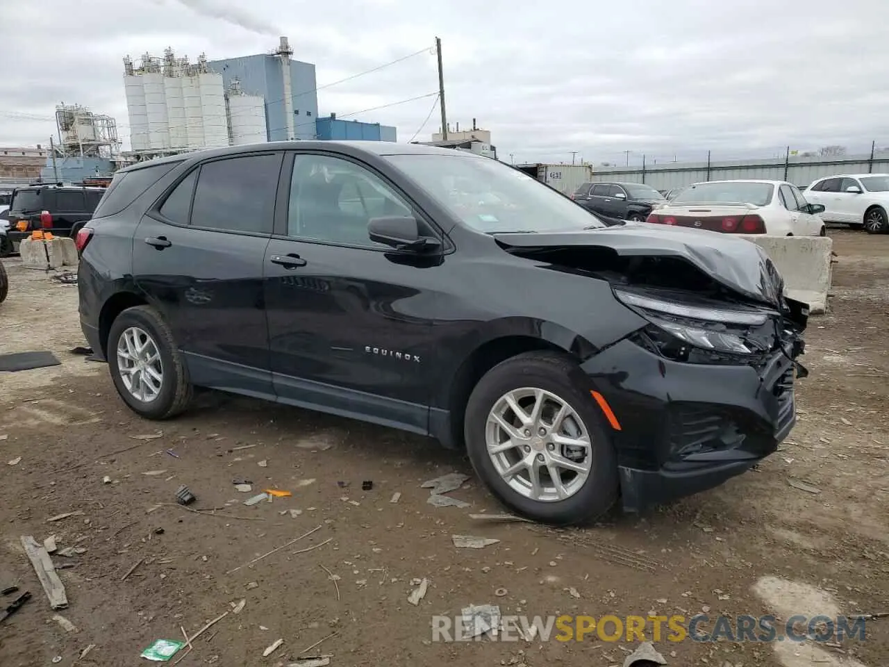 4 Photograph of a damaged car 2GNAXHEV4N6102944 CHEVROLET EQUINOX 2022