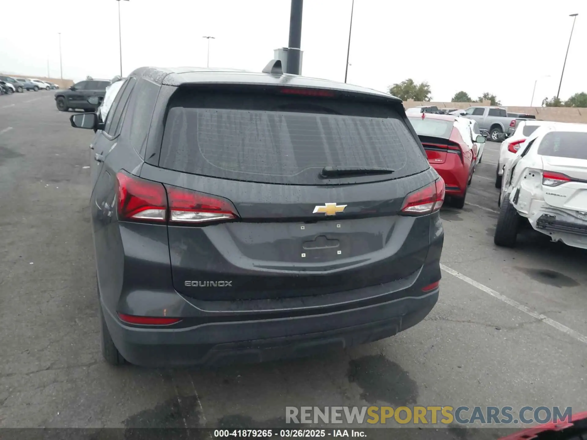 15 Photograph of a damaged car 2GNAXHEV6N6131832 CHEVROLET EQUINOX 2022