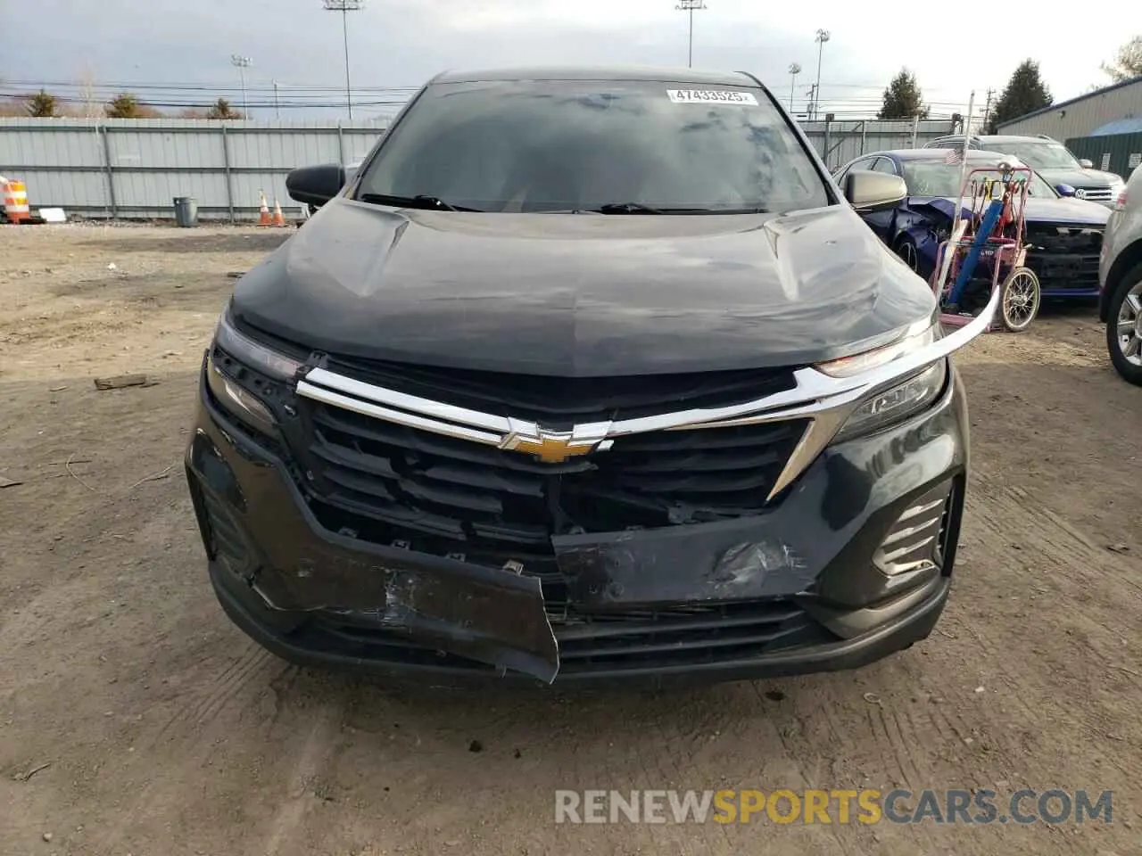 5 Photograph of a damaged car 2GNAXHEV7N6124078 CHEVROLET EQUINOX 2022