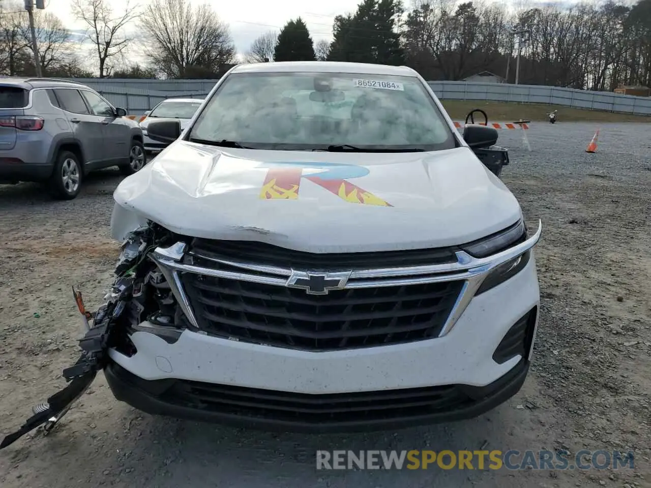 5 Photograph of a damaged car 2GNAXHEV9N6102244 CHEVROLET EQUINOX 2022