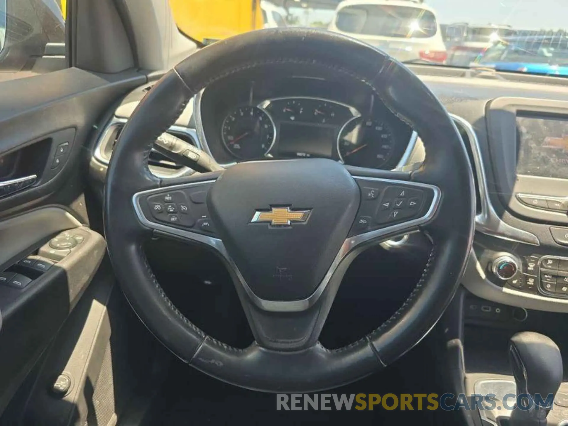 11 Photograph of a damaged car 2GNAXJEV0N6129582 CHEVROLET EQUINOX 2022