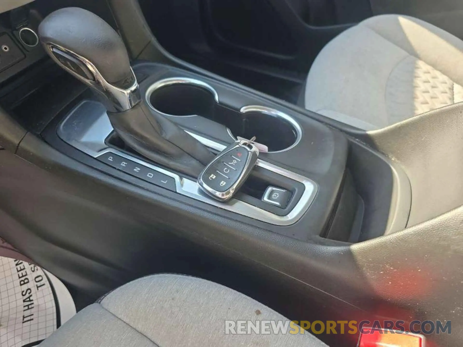 15 Photograph of a damaged car 2GNAXJEV0N6129582 CHEVROLET EQUINOX 2022