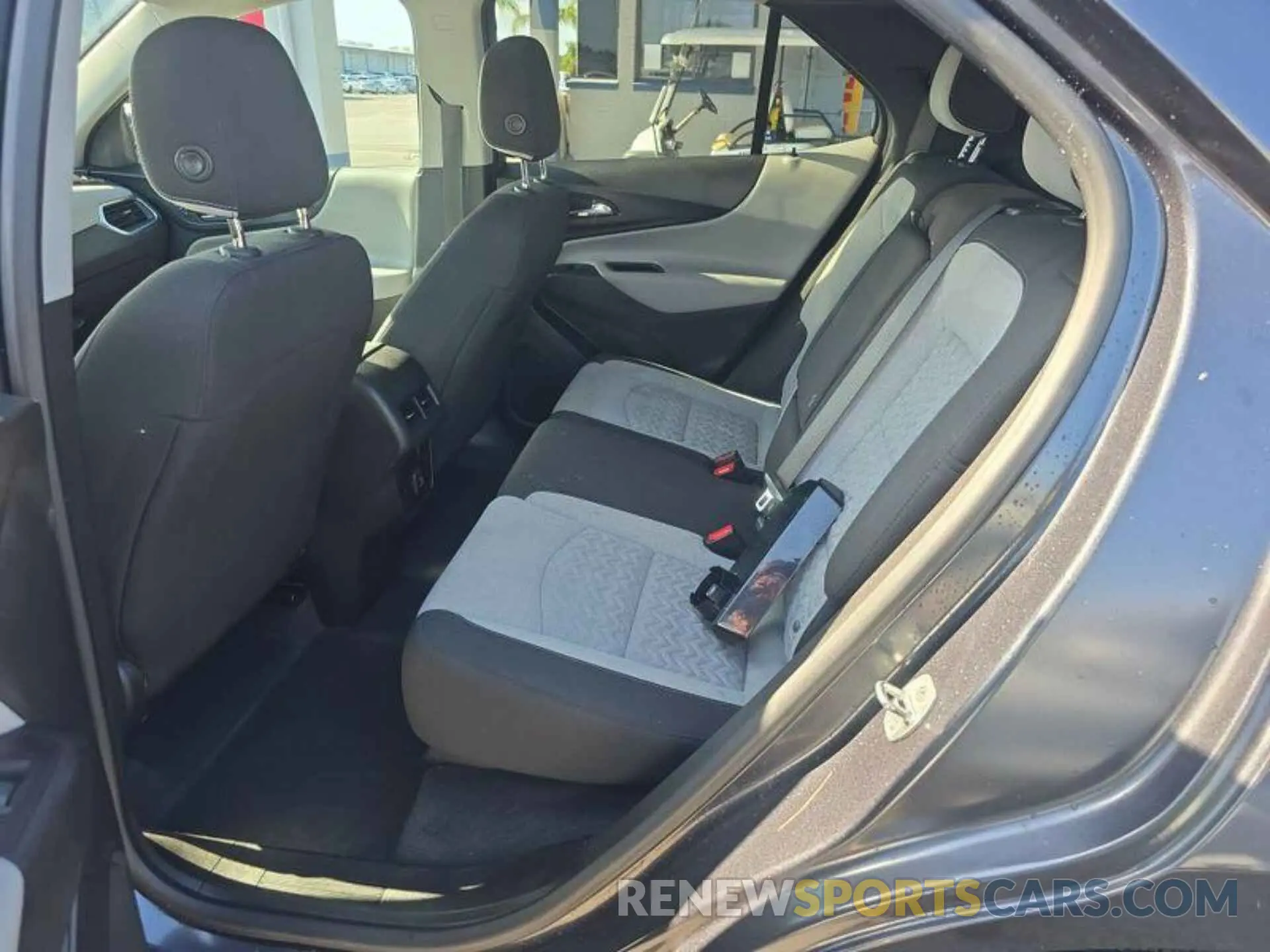 22 Photograph of a damaged car 2GNAXJEV0N6129582 CHEVROLET EQUINOX 2022