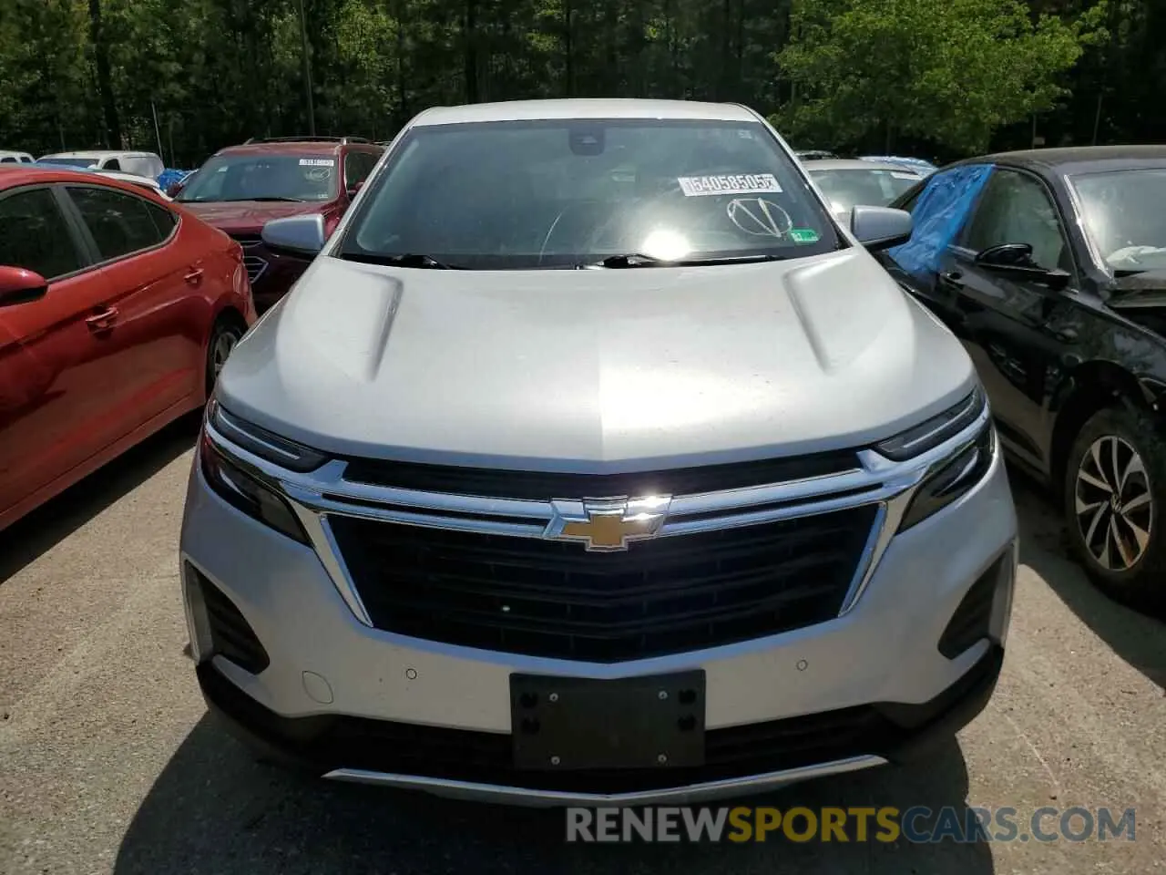 5 Photograph of a damaged car 2GNAXJEV0N6130831 CHEVROLET EQUINOX 2022