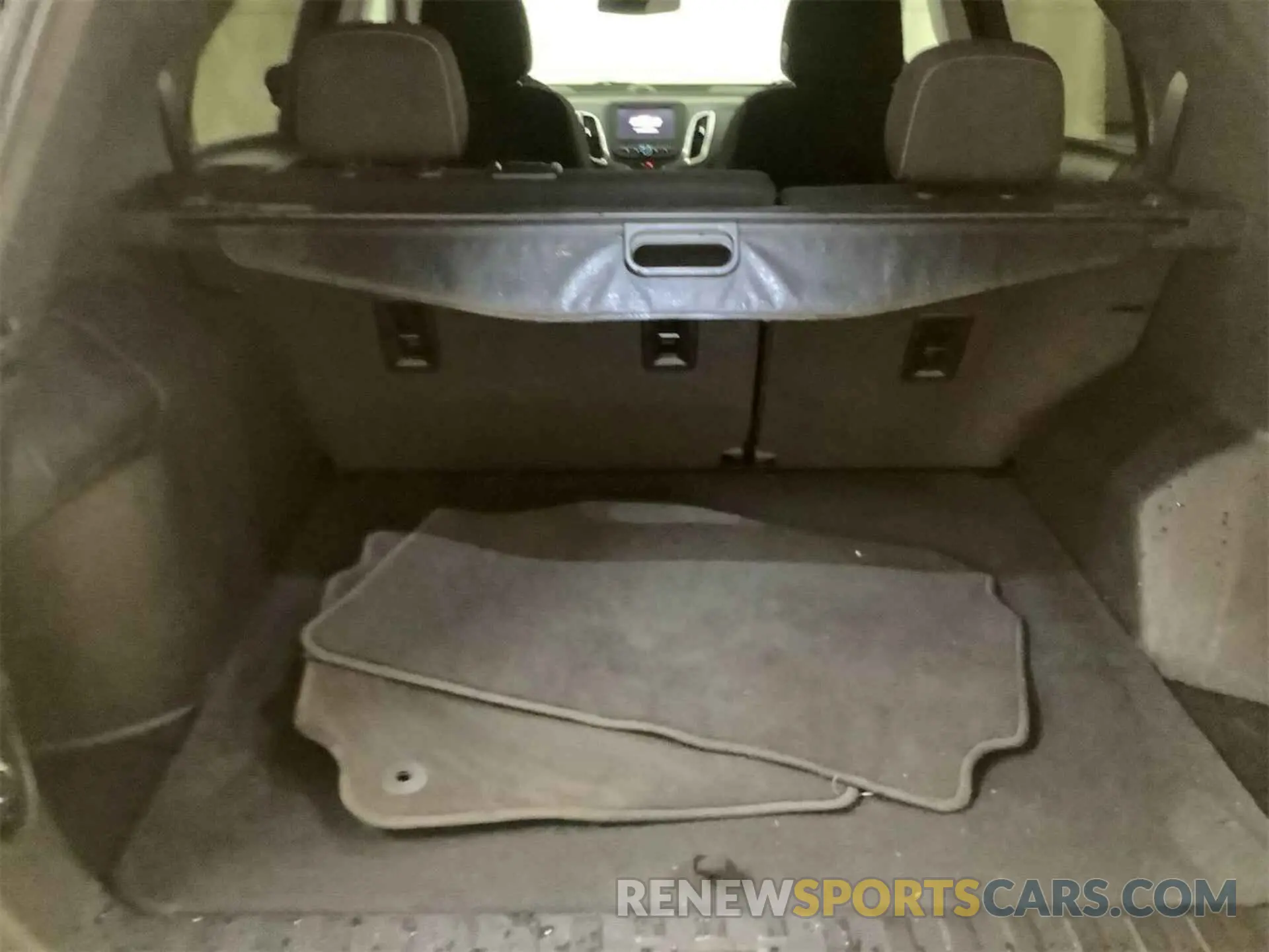 10 Photograph of a damaged car 2GNAXJEV1N6109485 CHEVROLET EQUINOX 2022