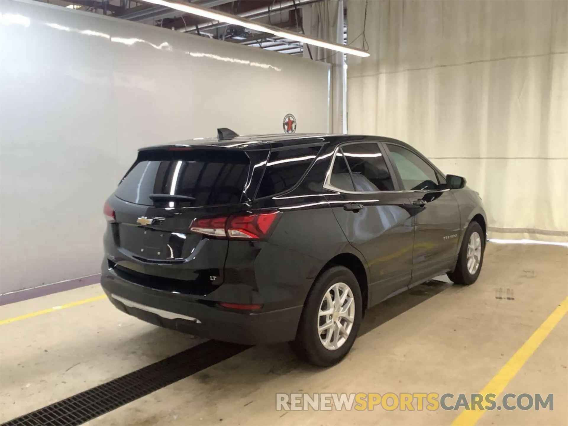 23 Photograph of a damaged car 2GNAXJEV1N6109485 CHEVROLET EQUINOX 2022