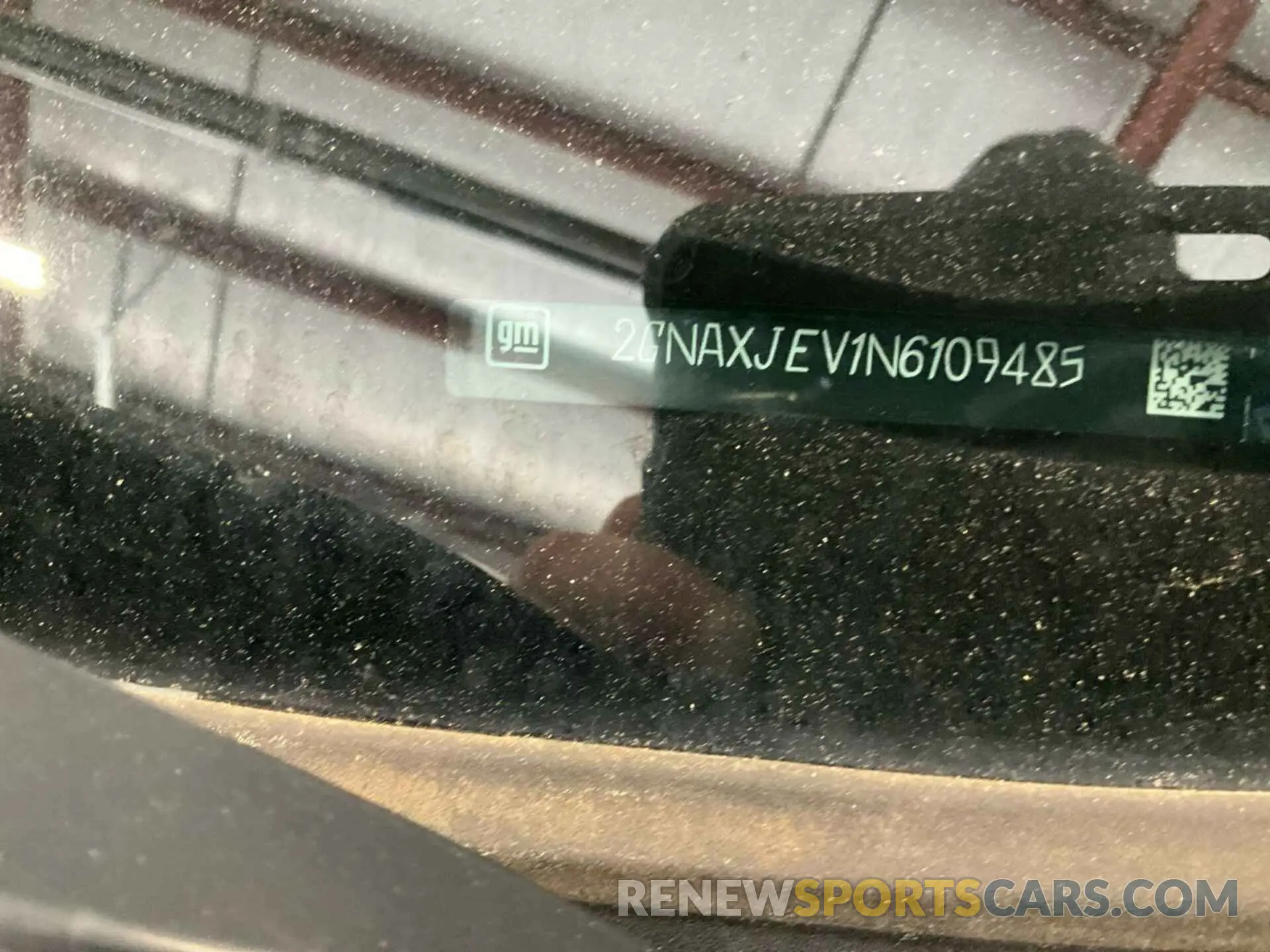 24 Photograph of a damaged car 2GNAXJEV1N6109485 CHEVROLET EQUINOX 2022
