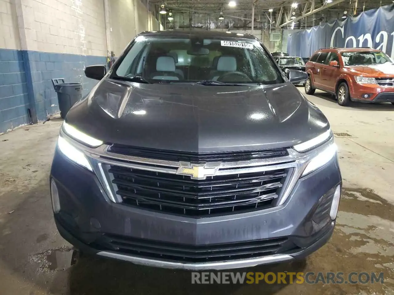 5 Photograph of a damaged car 2GNAXJEV1N6128070 CHEVROLET EQUINOX 2022