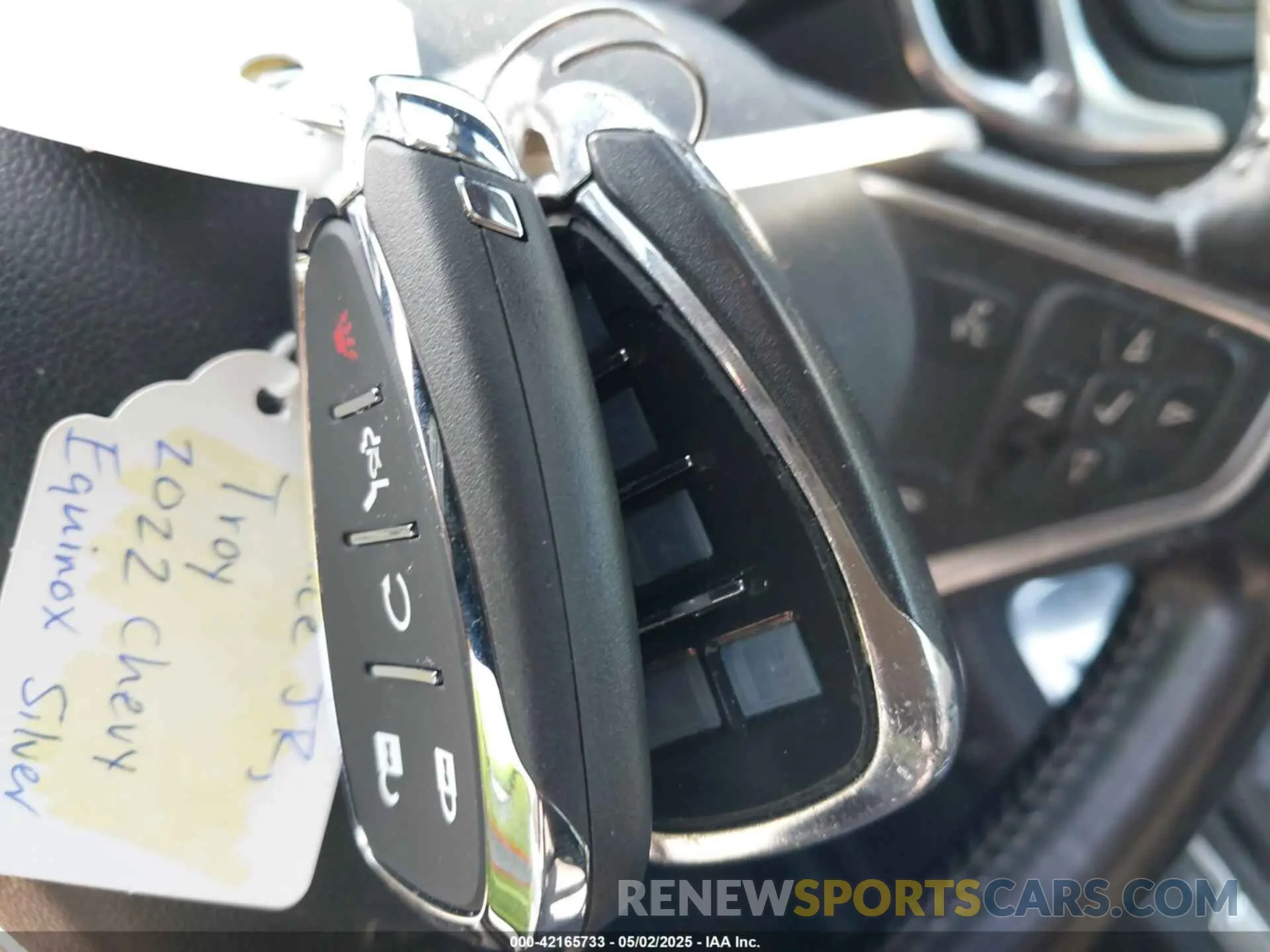 11 Photograph of a damaged car 2GNAXJEV1N6130319 CHEVROLET EQUINOX 2022