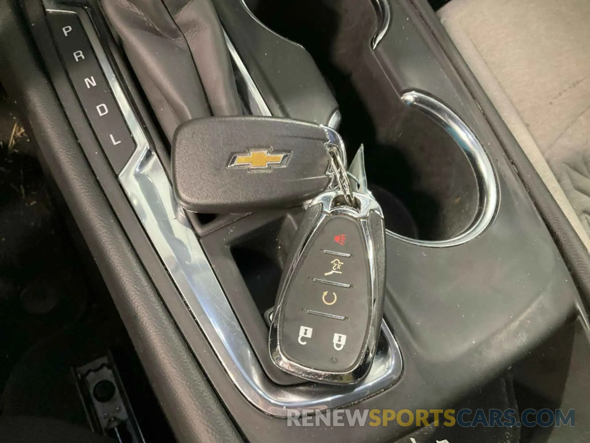 13 Photograph of a damaged car 2GNAXJEV2N6108667 CHEVROLET EQUINOX 2022