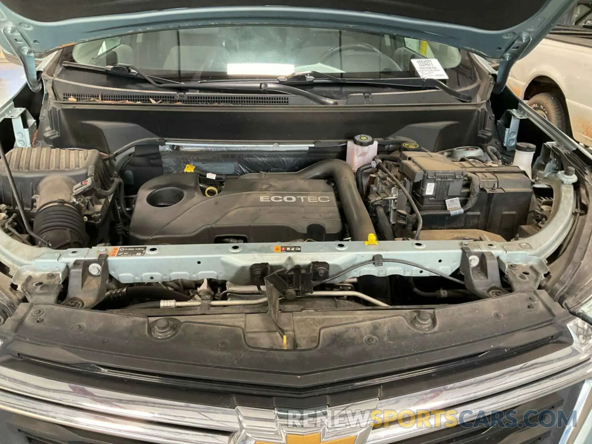 5 Photograph of a damaged car 2GNAXJEV2N6108667 CHEVROLET EQUINOX 2022