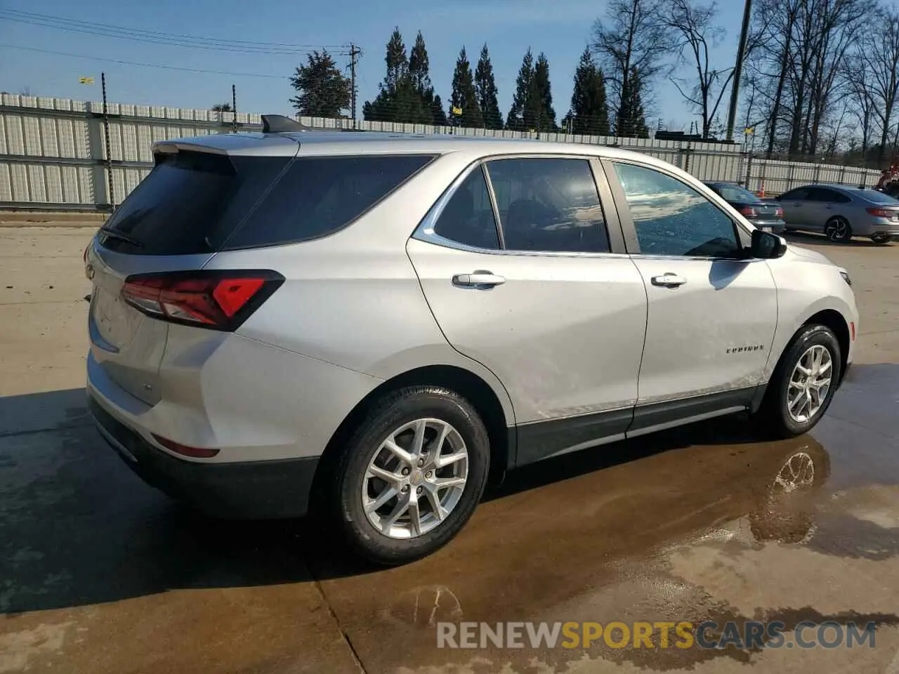 3 Photograph of a damaged car 2GNAXJEV2N6140891 CHEVROLET EQUINOX 2022