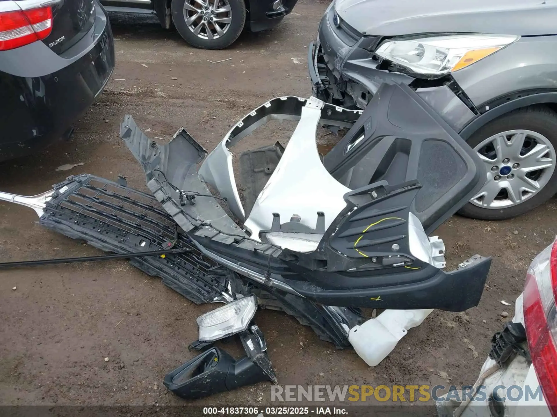 12 Photograph of a damaged car 2GNAXJEV3N6129981 CHEVROLET EQUINOX 2022