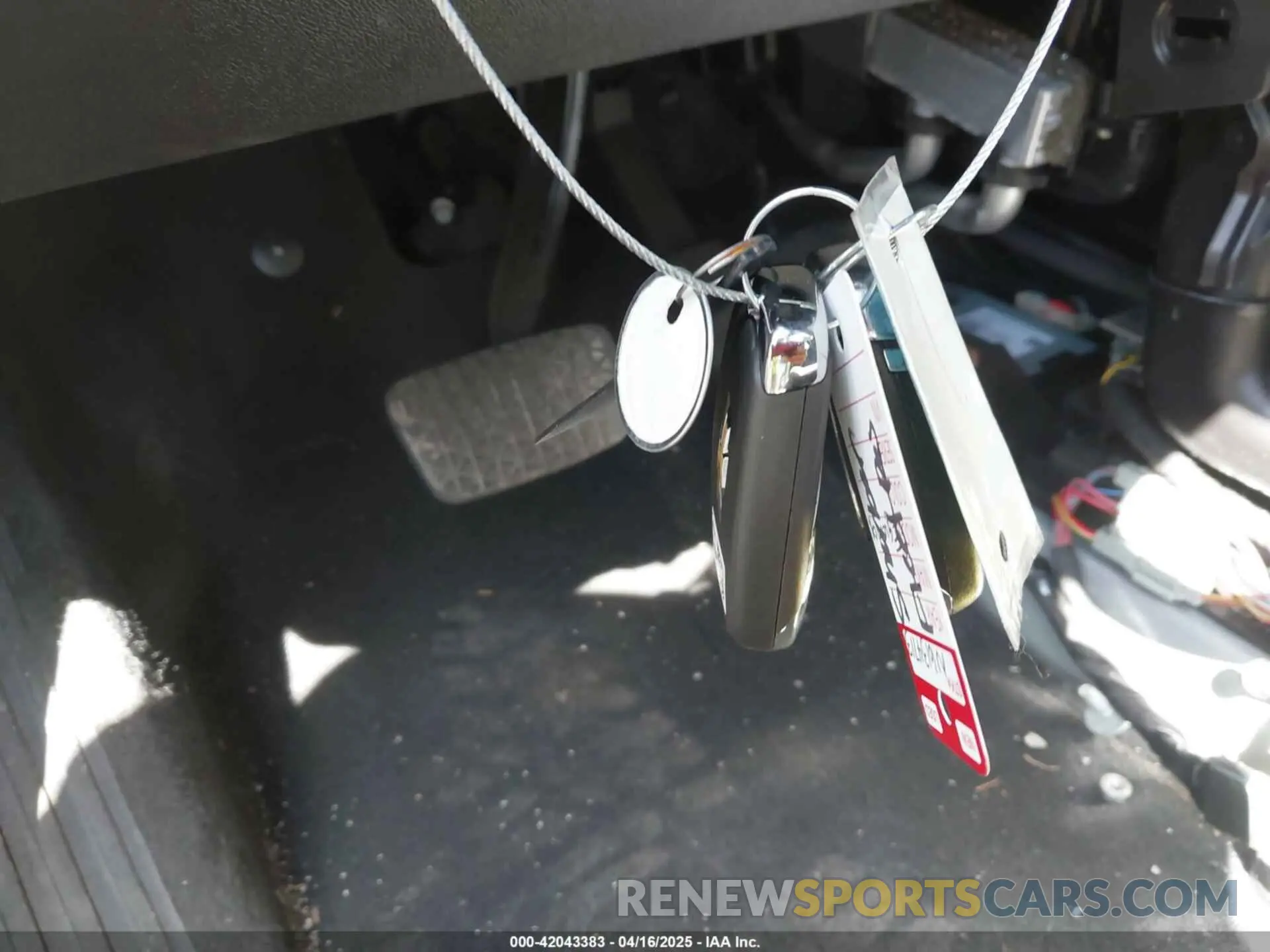 11 Photograph of a damaged car 2GNAXJEV3N6134713 CHEVROLET EQUINOX 2022