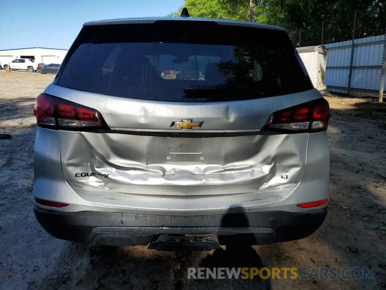 6 Photograph of a damaged car 2GNAXJEV4N6141363 CHEVROLET EQUINOX 2022