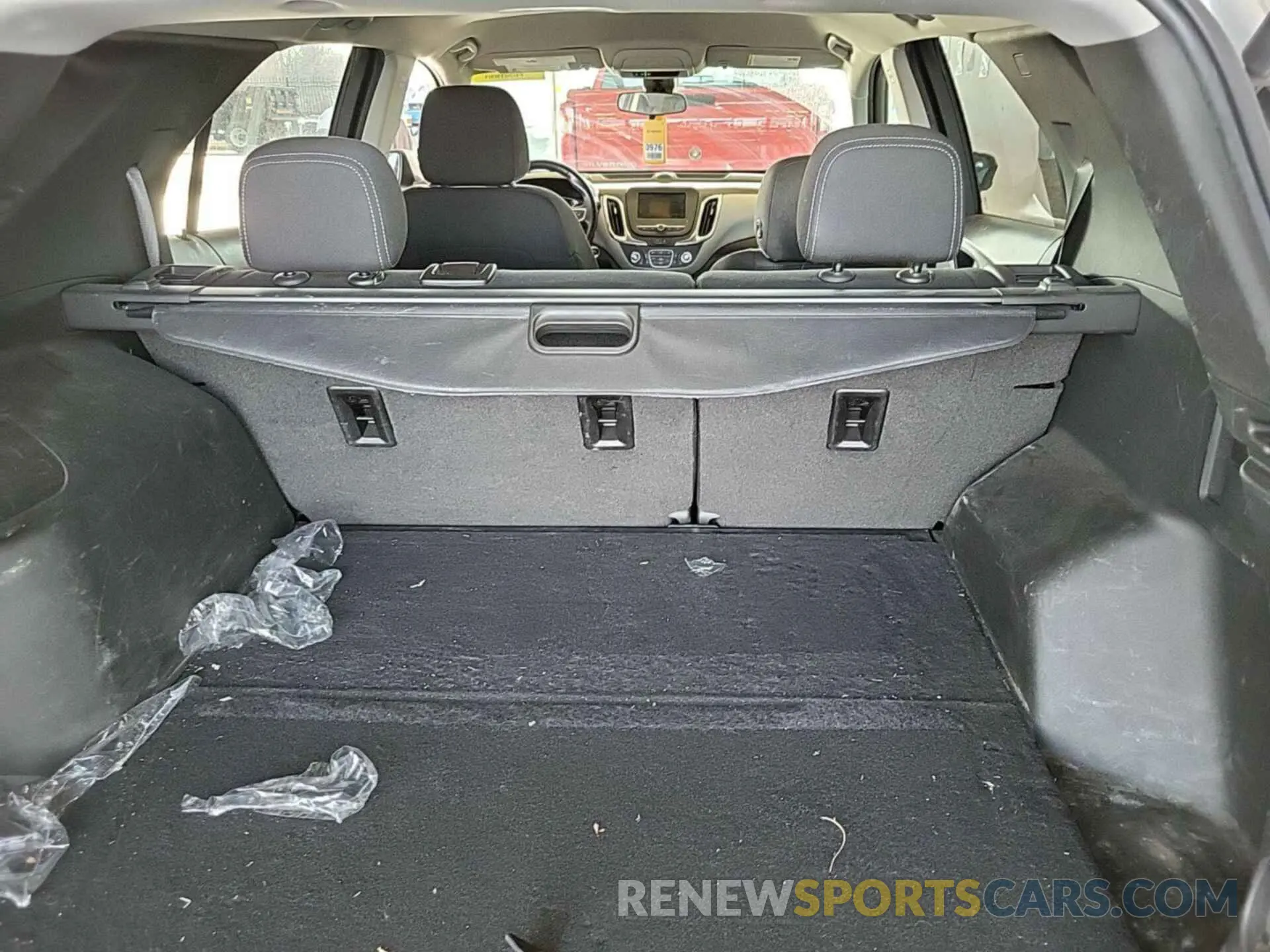 6 Photograph of a damaged car 2GNAXJEV5N6108615 CHEVROLET EQUINOX 2022