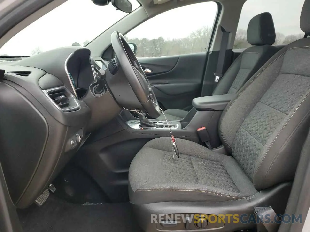 7 Photograph of a damaged car 2GNAXJEV5N6140299 CHEVROLET EQUINOX 2022