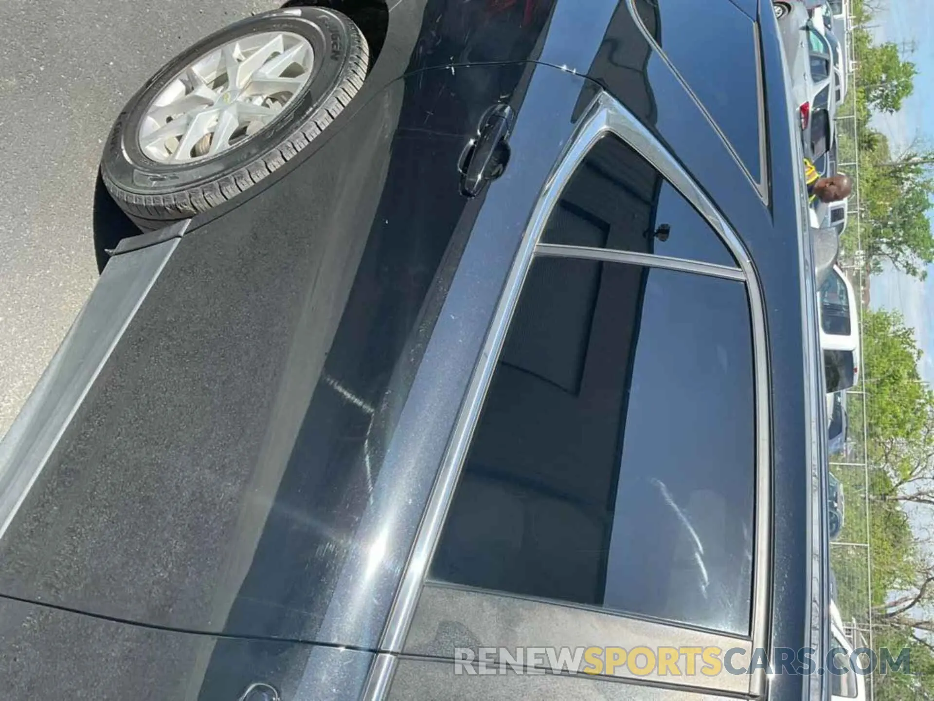 1 Photograph of a damaged car 2GNAXJEV7N6111872 CHEVROLET EQUINOX 2022