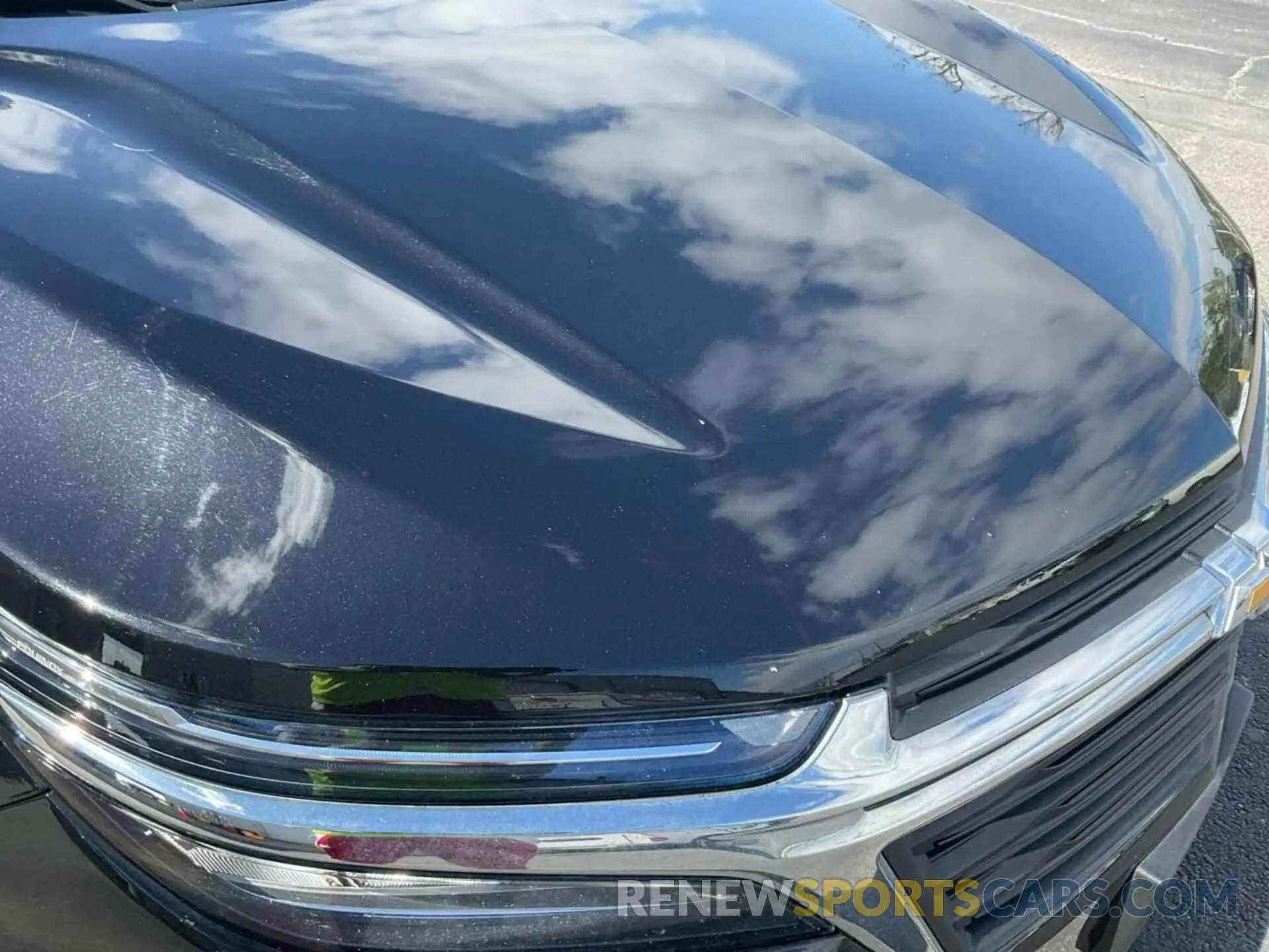 13 Photograph of a damaged car 2GNAXJEV7N6111872 CHEVROLET EQUINOX 2022