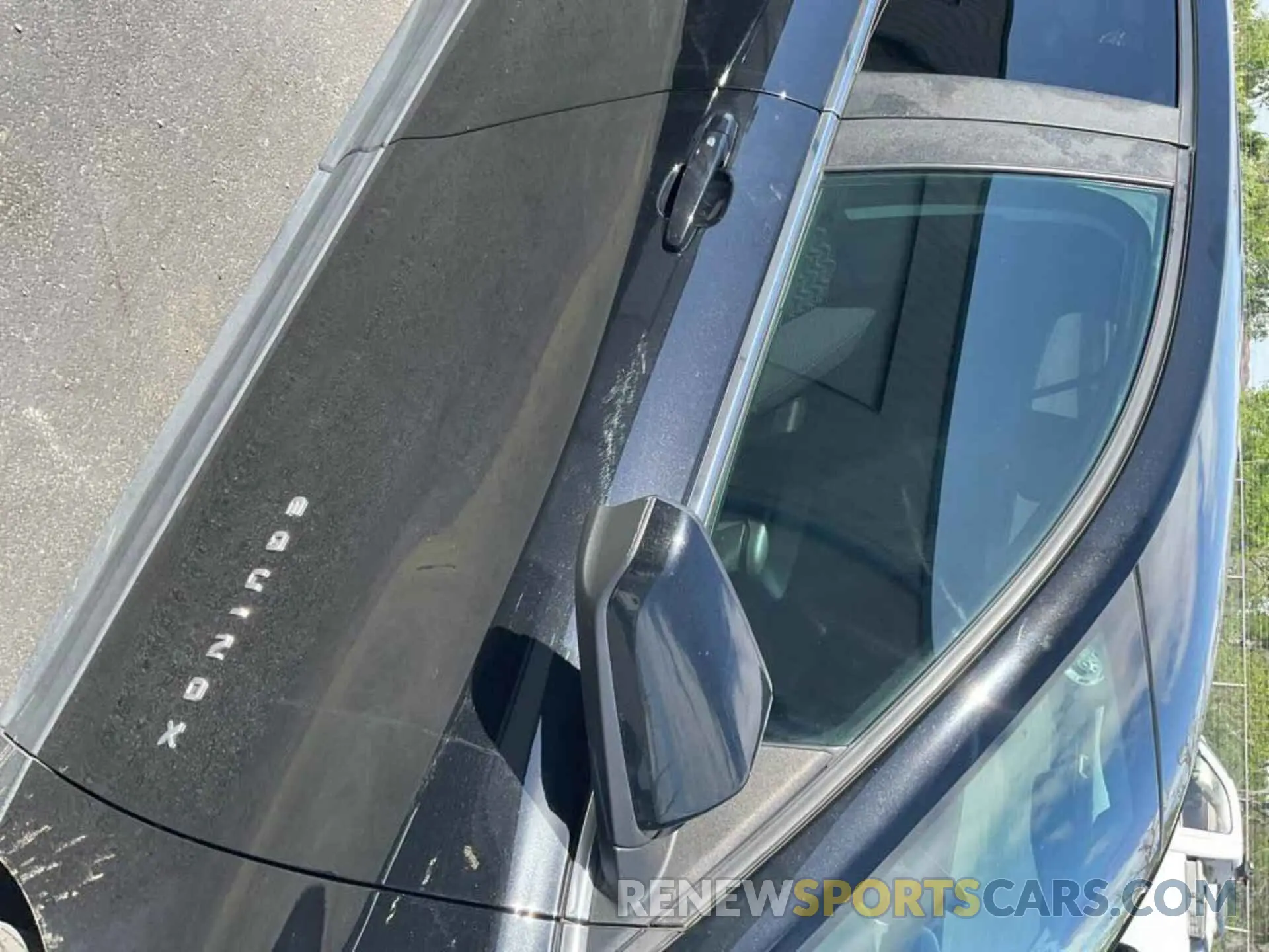 17 Photograph of a damaged car 2GNAXJEV7N6111872 CHEVROLET EQUINOX 2022
