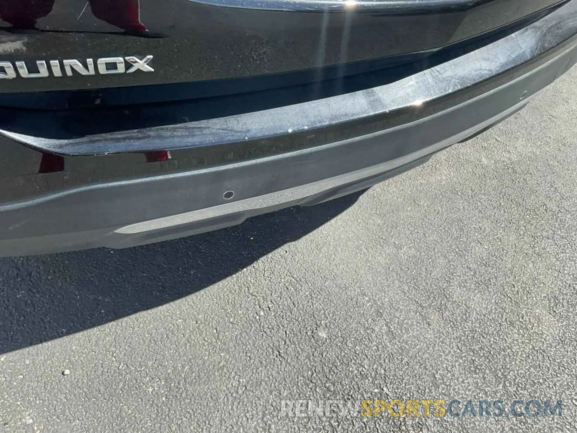 24 Photograph of a damaged car 2GNAXJEV7N6111872 CHEVROLET EQUINOX 2022
