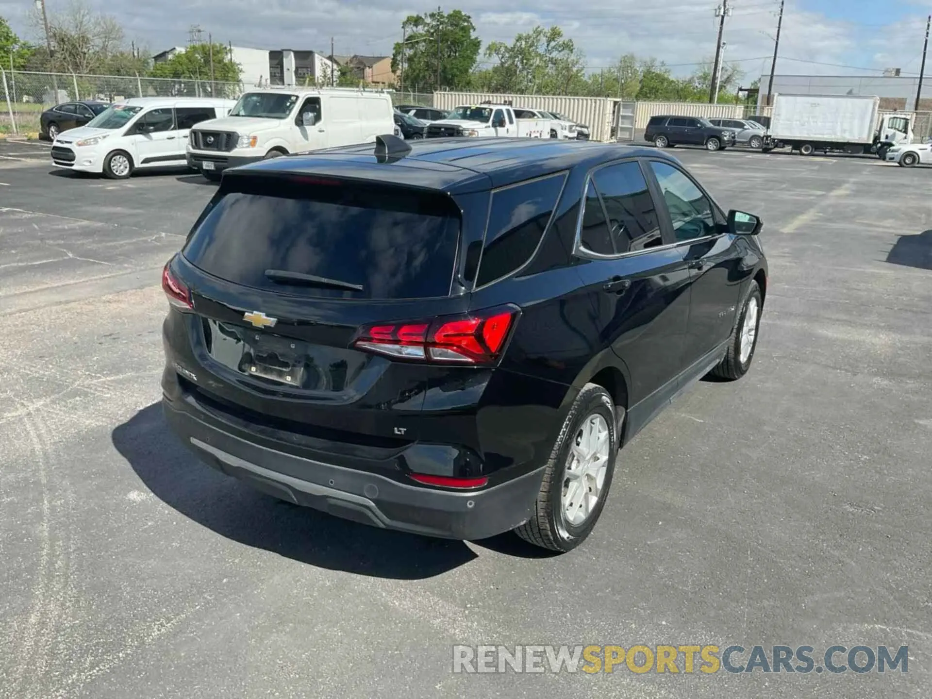 7 Photograph of a damaged car 2GNAXJEV7N6111872 CHEVROLET EQUINOX 2022