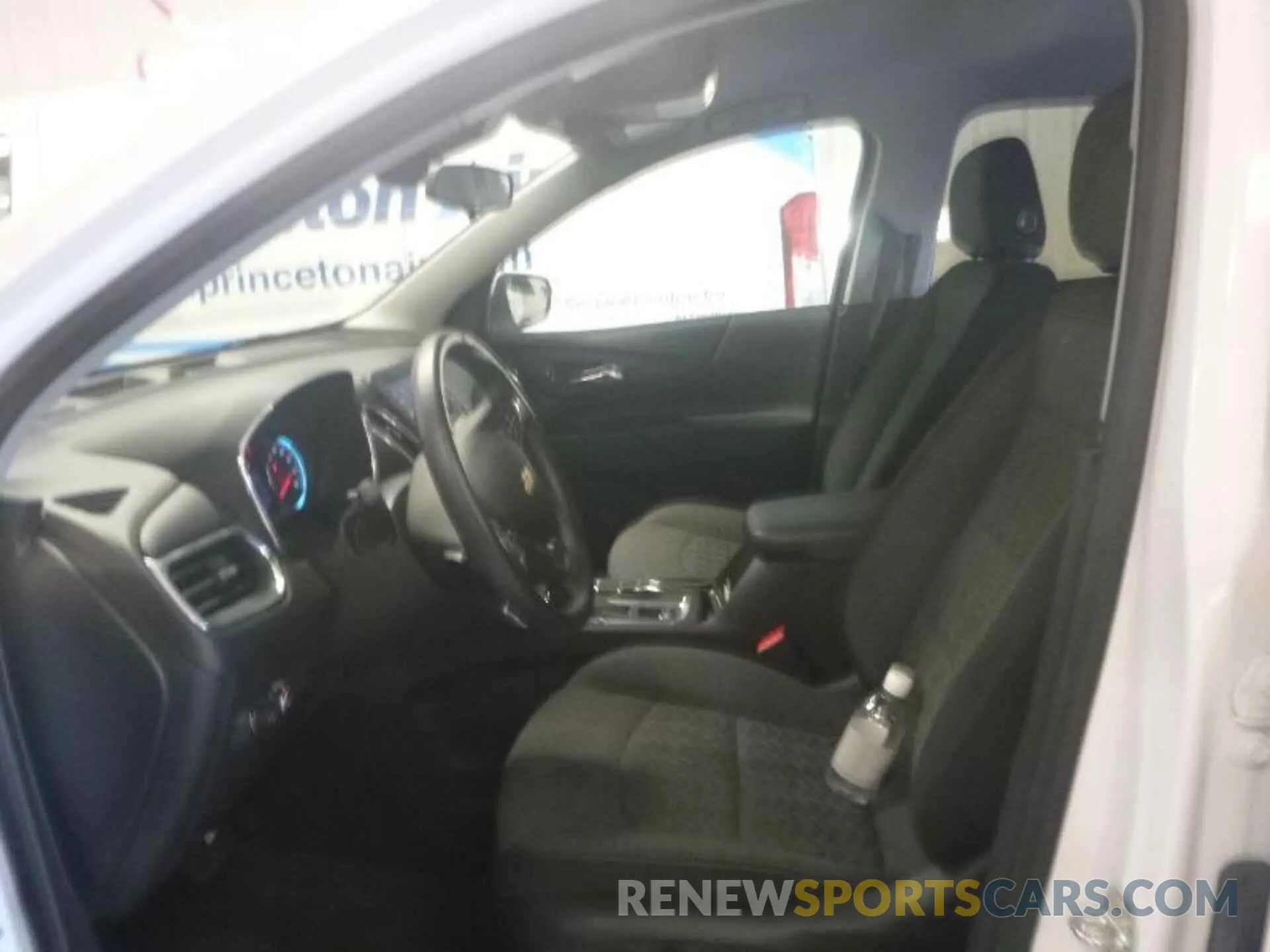 1 Photograph of a damaged car 2GNAXJEV7N6120538 CHEVROLET EQUINOX 2022