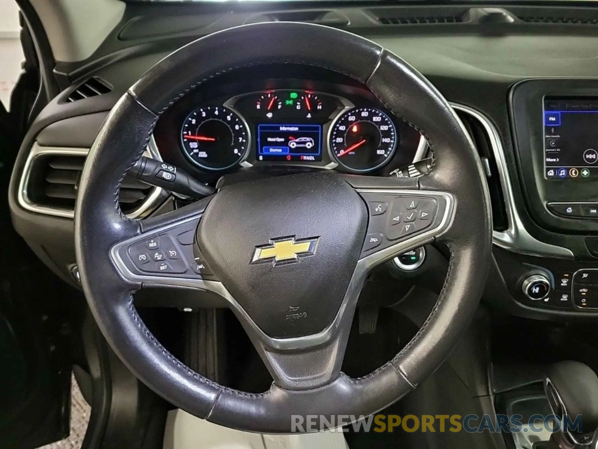 28 Photograph of a damaged car 2GNAXJEV8N6108575 CHEVROLET EQUINOX 2022