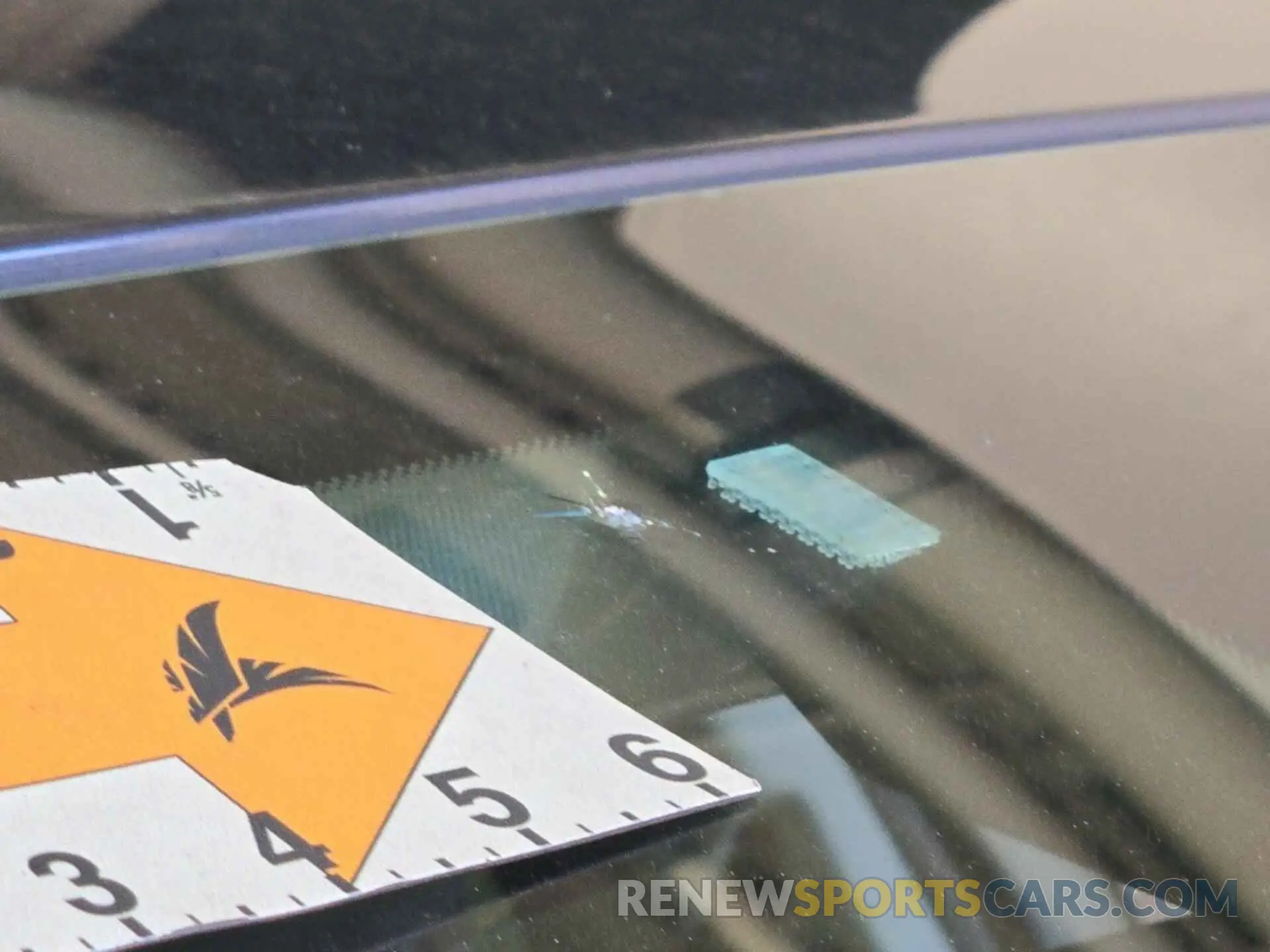 5 Photograph of a damaged car 2GNAXJEV8N6108575 CHEVROLET EQUINOX 2022