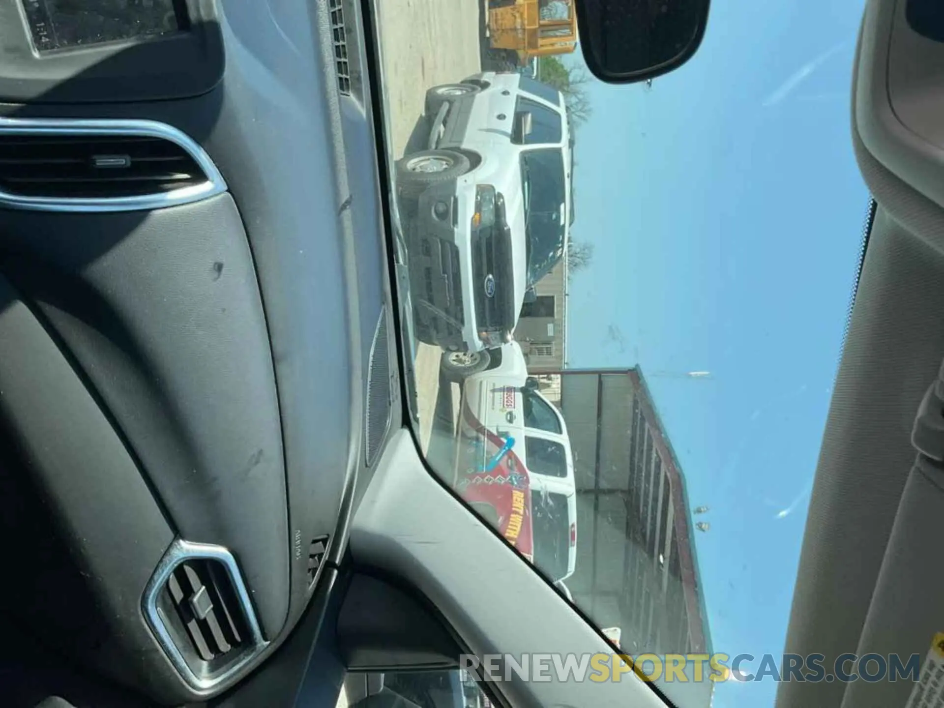 16 Photograph of a damaged car 2GNAXJEV8N6111508 CHEVROLET EQUINOX 2022