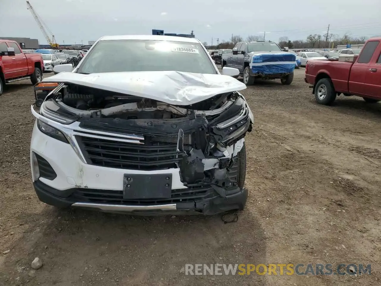 5 Photograph of a damaged car 2GNAXJEV8N6116496 CHEVROLET EQUINOX 2022