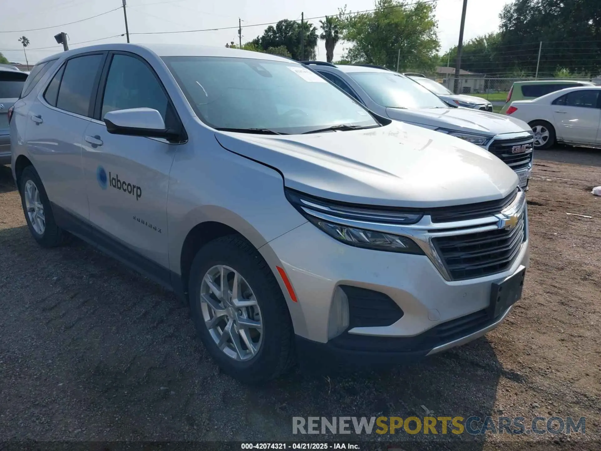 1 Photograph of a damaged car 2GNAXJEV8N6140300 CHEVROLET EQUINOX 2022
