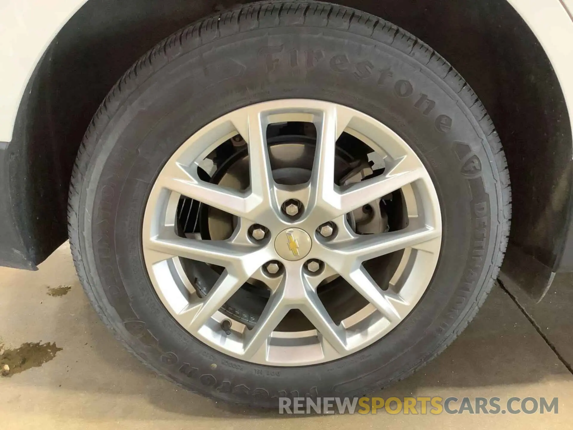 6 Photograph of a damaged car 2GNAXJEV9N6108696 CHEVROLET EQUINOX 2022