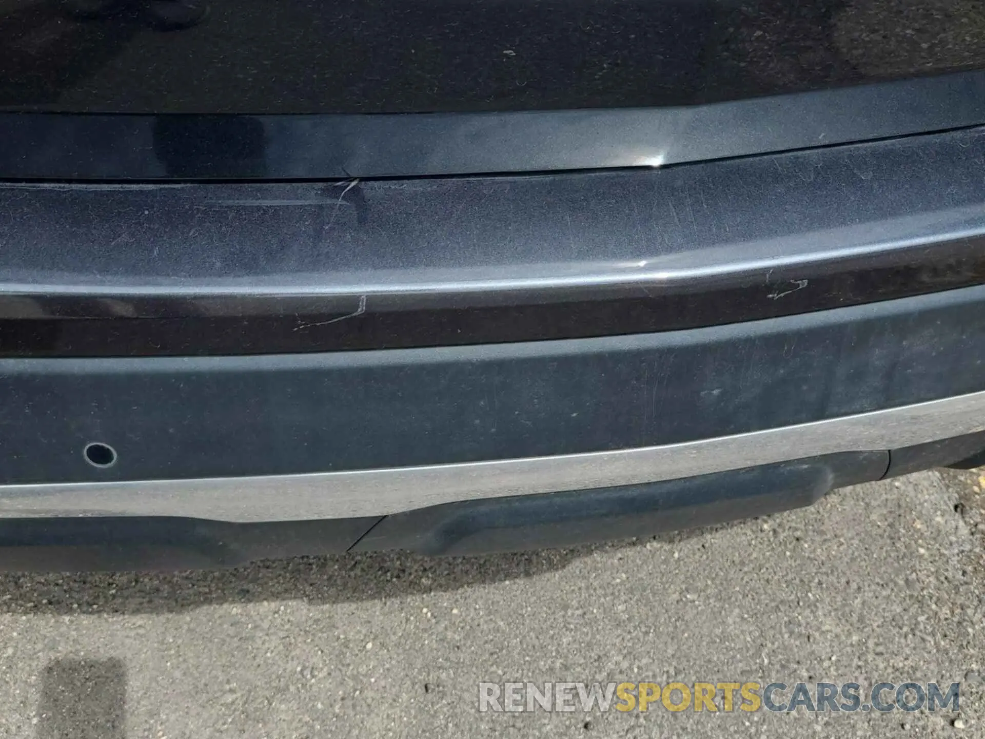 14 Photograph of a damaged car 2GNAXJEV9N6109363 CHEVROLET EQUINOX 2022