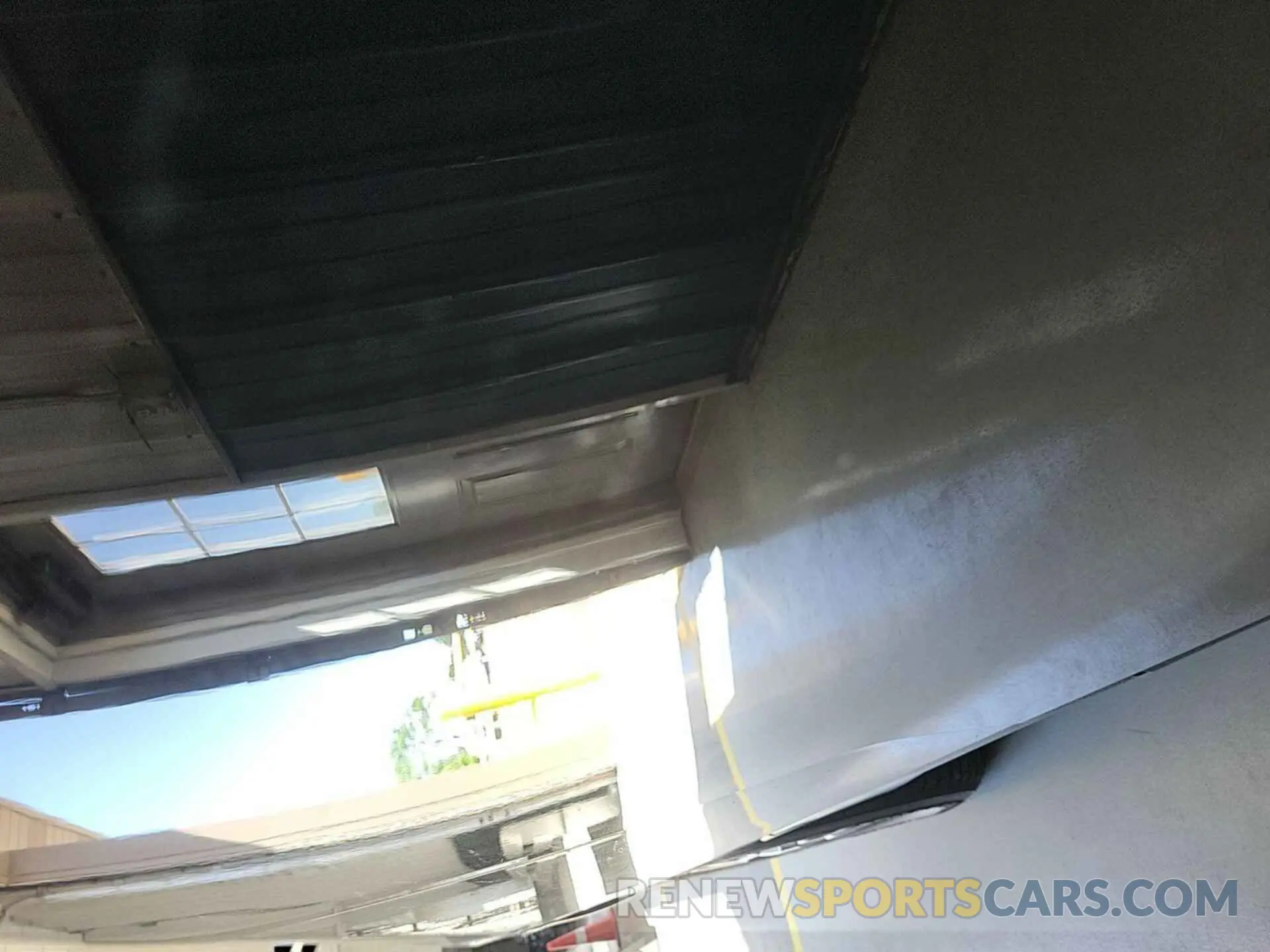 19 Photograph of a damaged car 2GNAXJEV9N6109847 CHEVROLET EQUINOX 2022