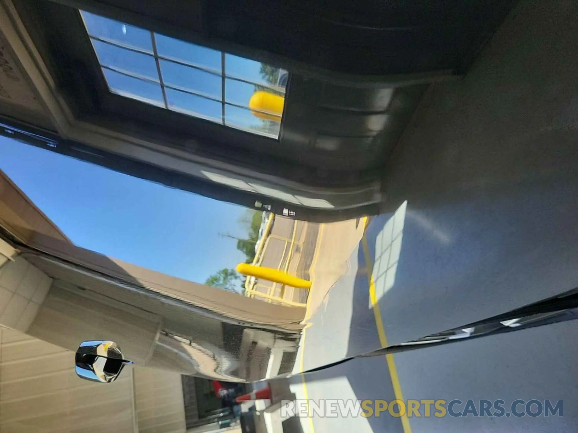 8 Photograph of a damaged car 2GNAXJEV9N6109847 CHEVROLET EQUINOX 2022
